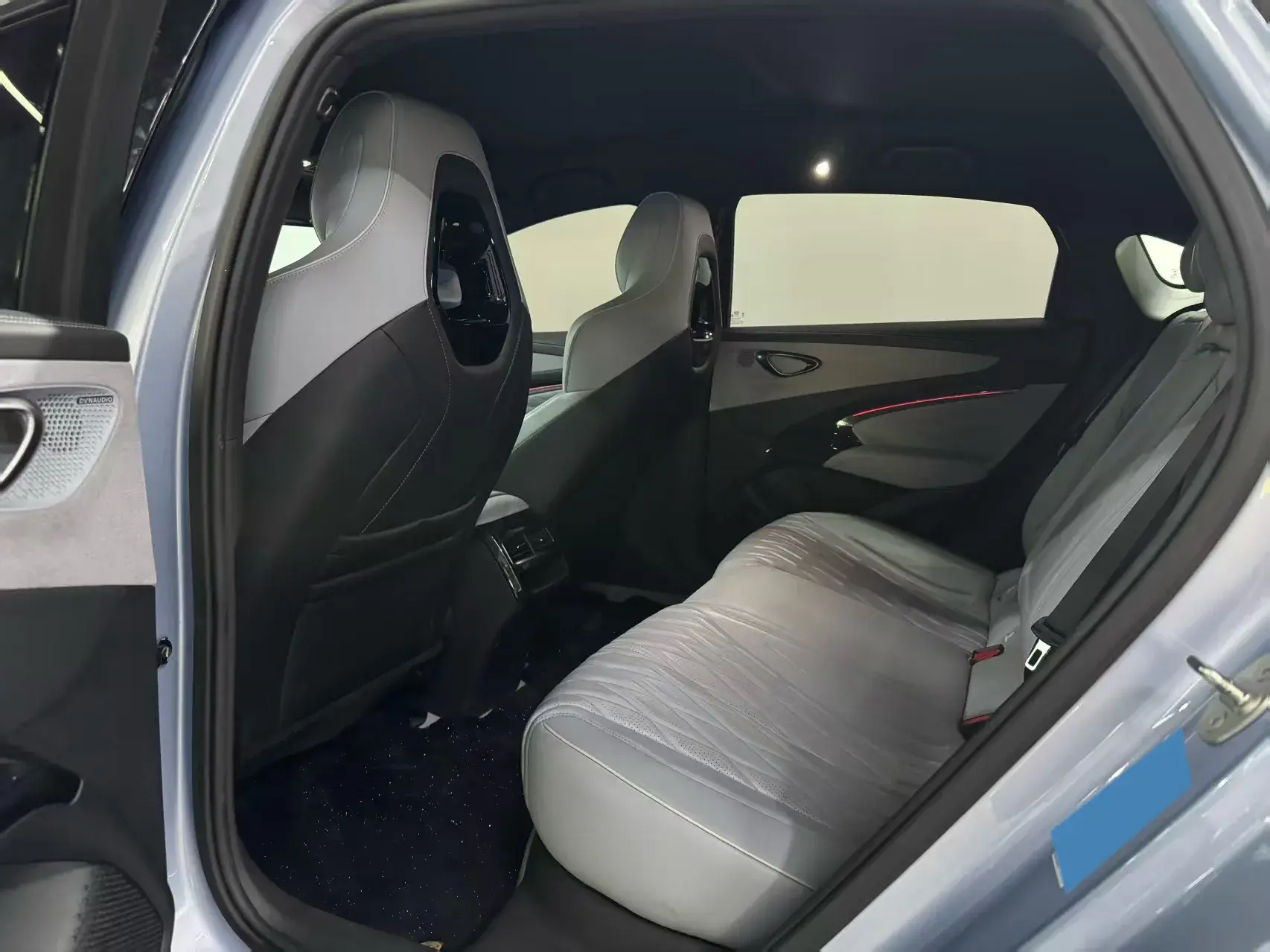 2022 BYD SEAL thumbnail 4