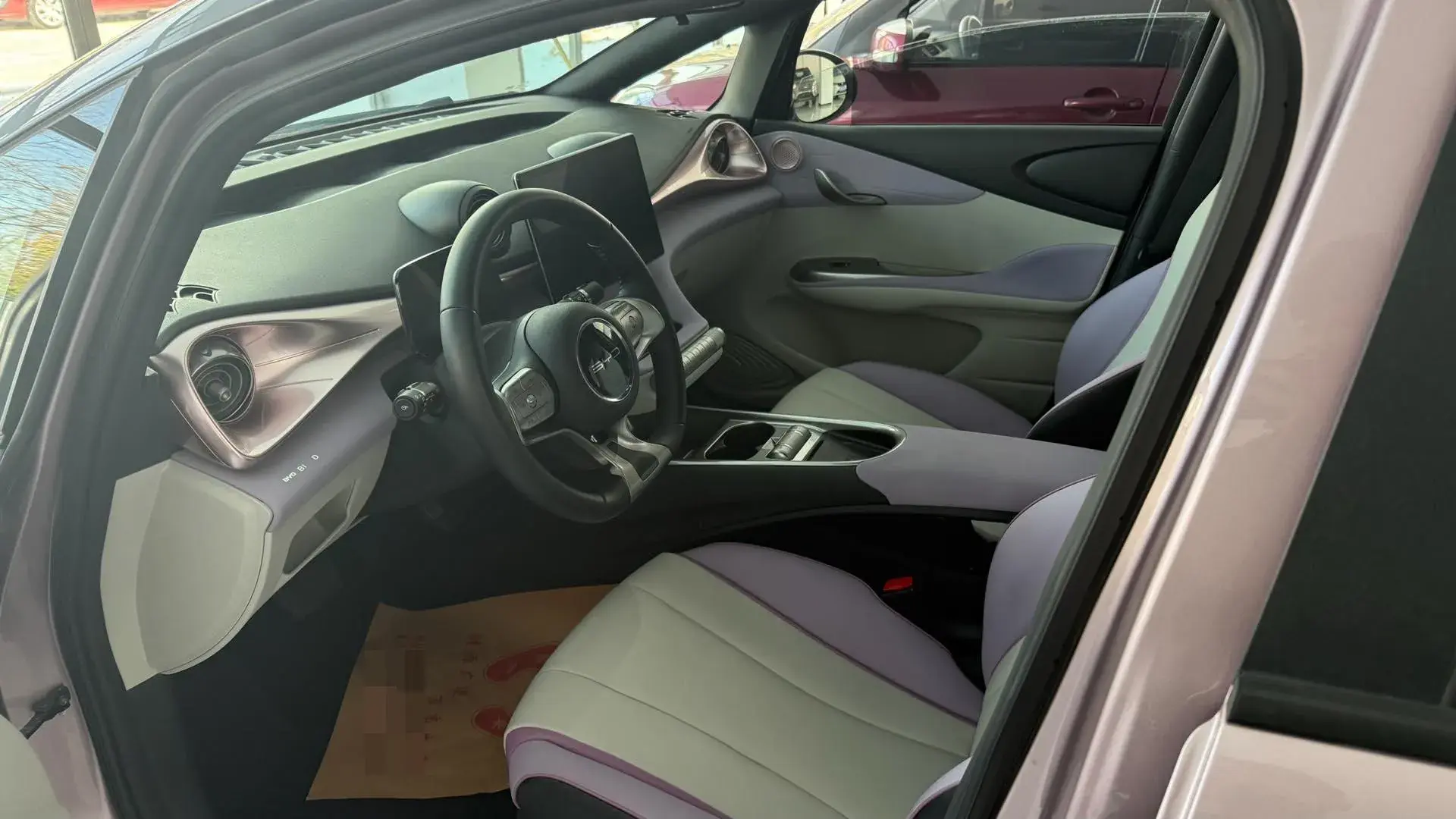 2021 BYD DOLPHIN thumbnail 3