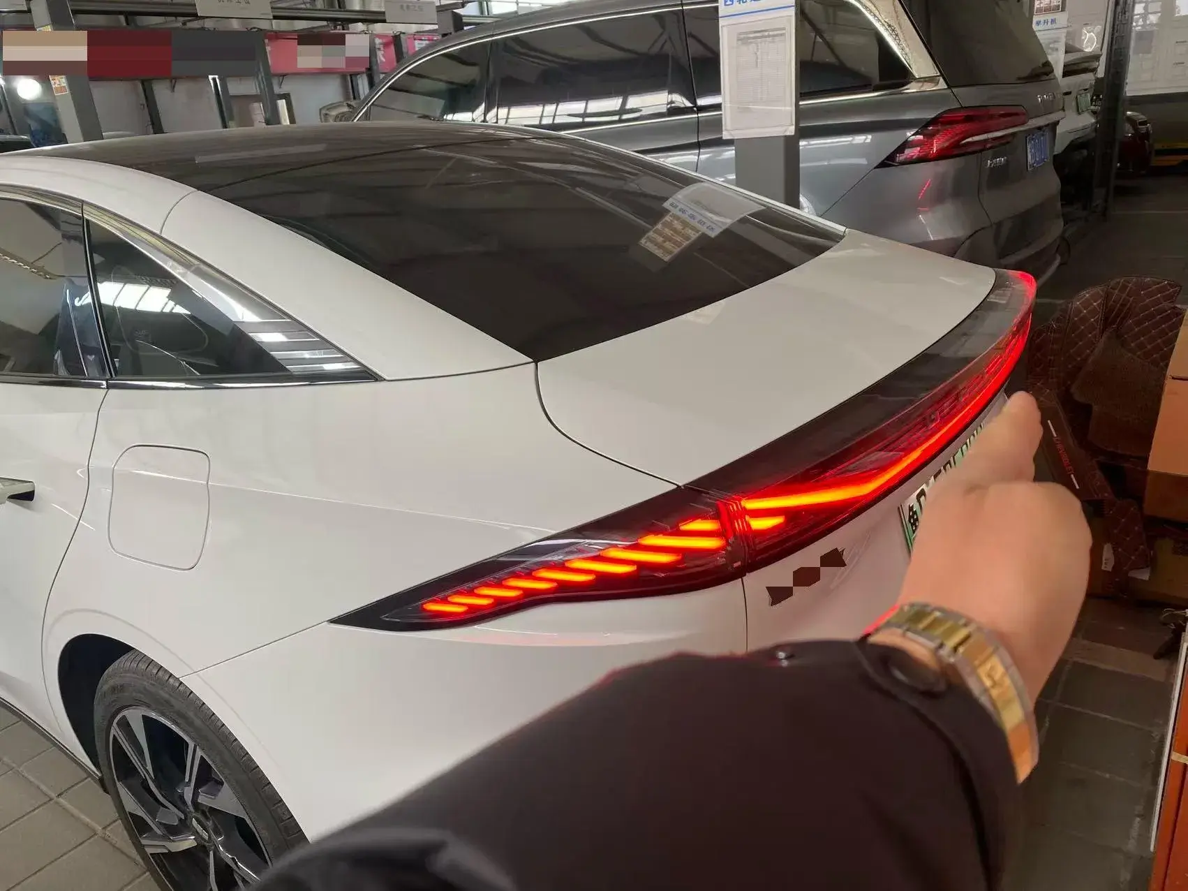 2023 GEELY GALAXY thumbnail 2