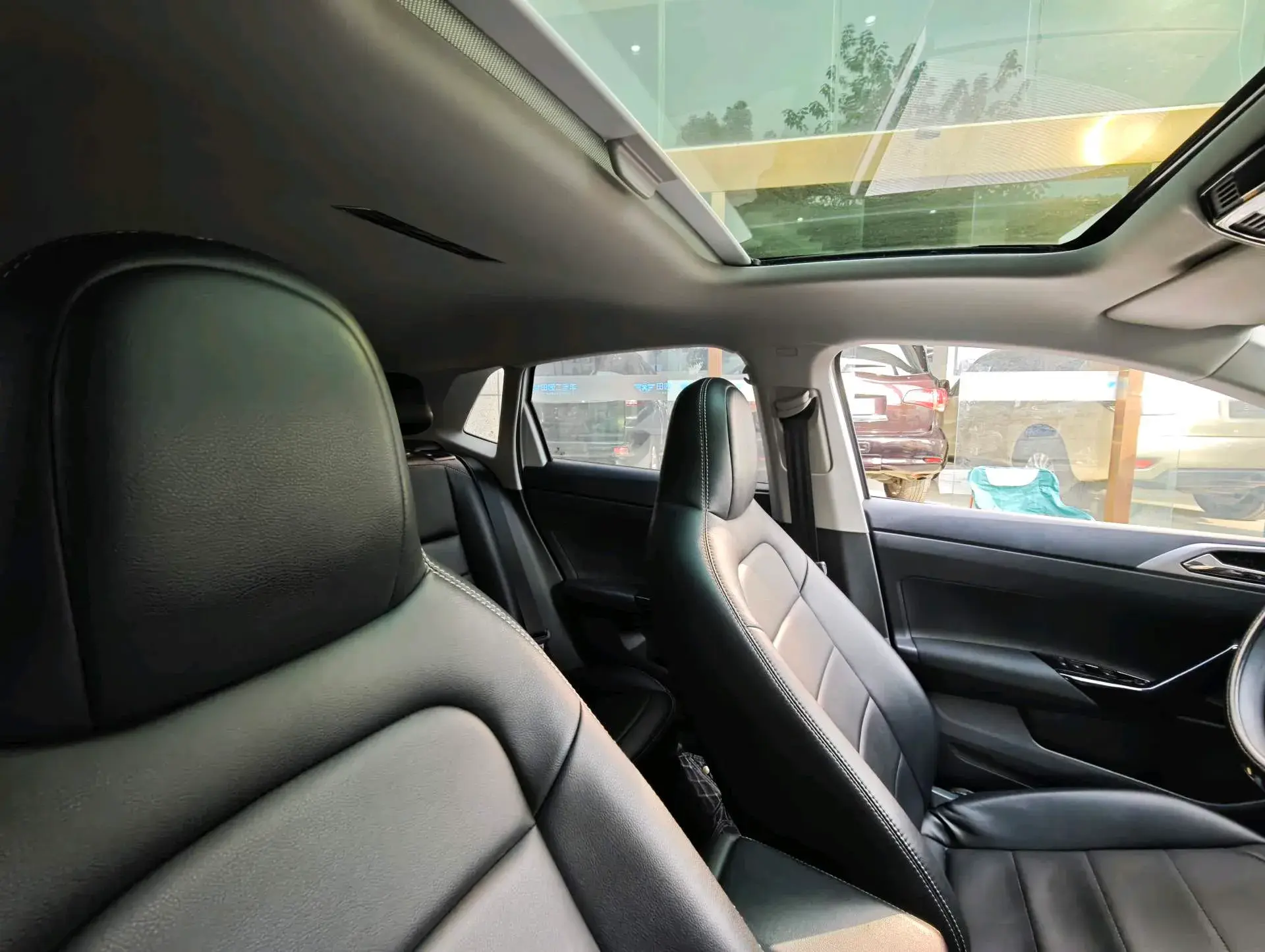 2021 VOLKSWAGEN POLO thumbnail 4