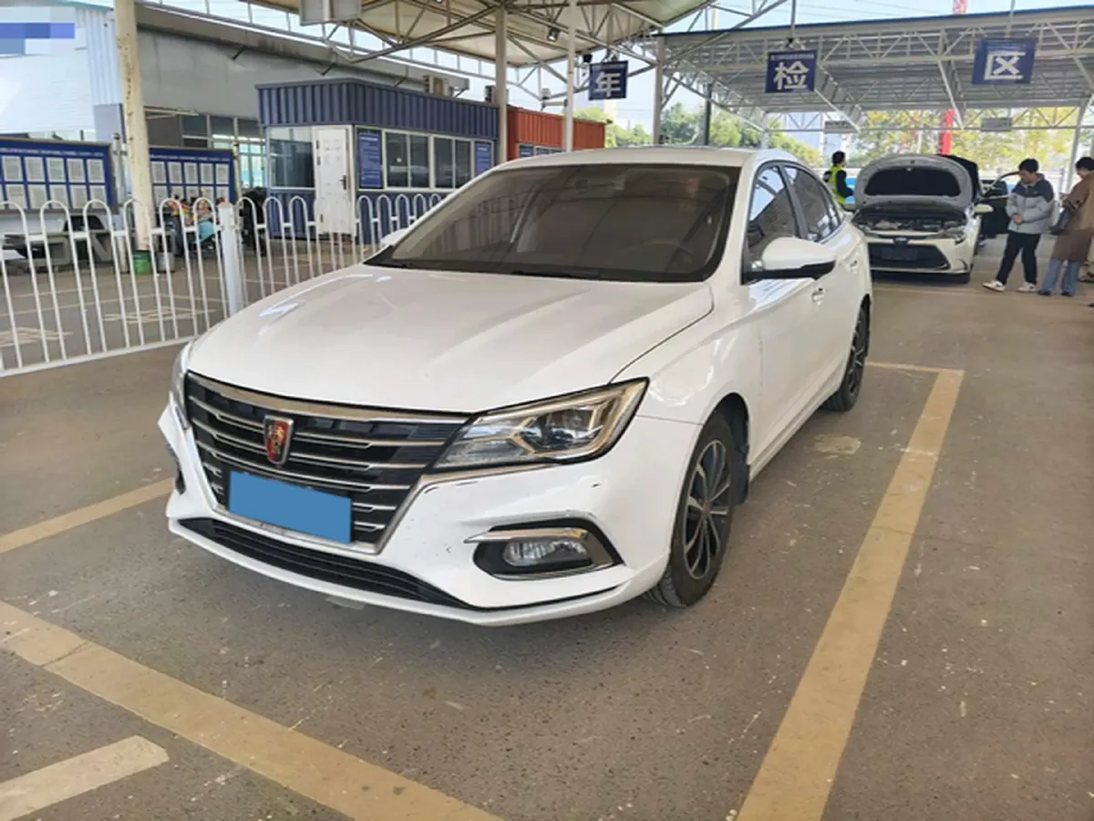 2020 Roewe i5 1.5L 120HP L4 CVT,autocango,china used car exporter,china ev exporter,chinese used car exporter,chinese used ev exporter