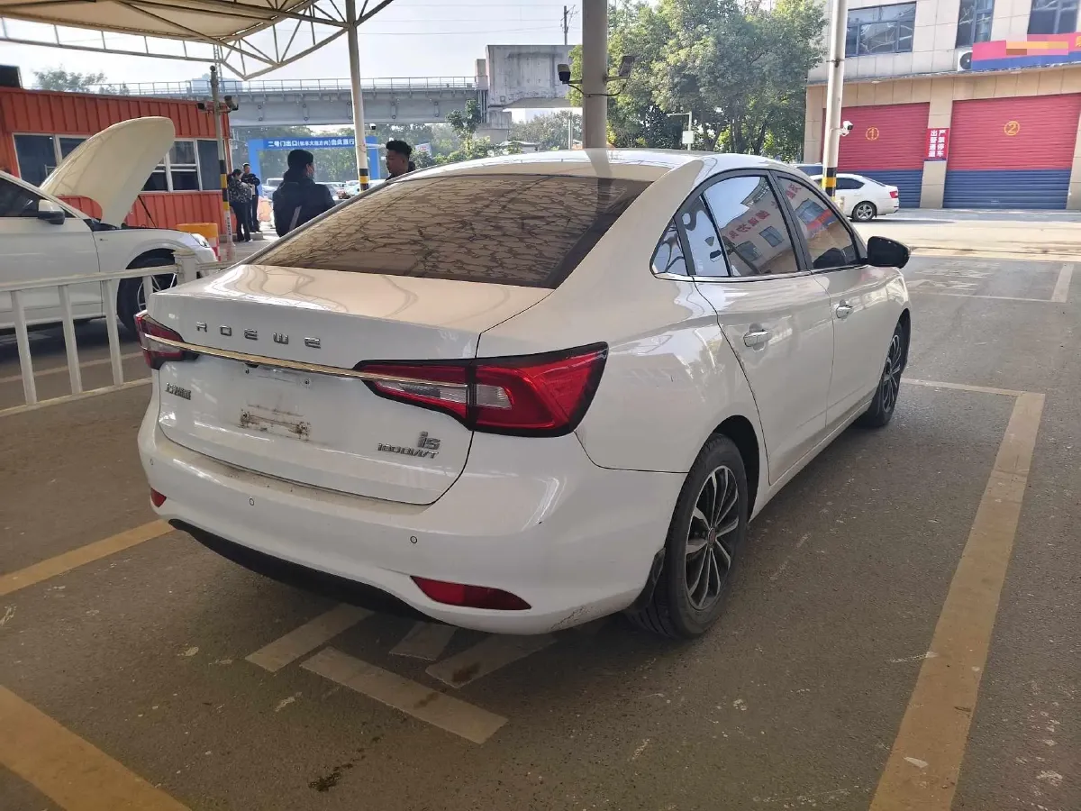 2020 Roewe i5 1.5L 120HP L4 CVT,autocango,china used car exporter,china ev exporter,chinese used car exporter,chinese used ev exporter