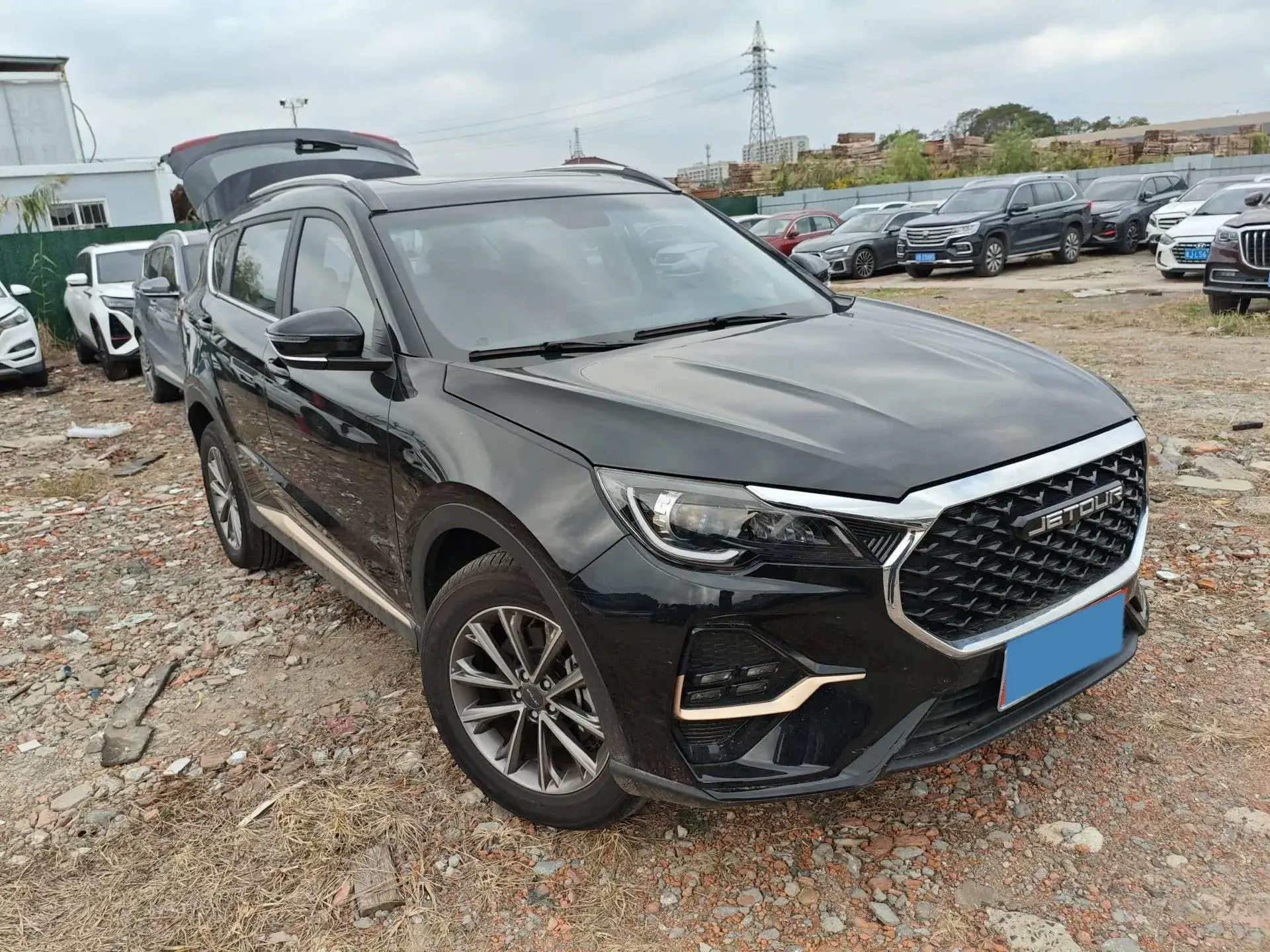 2024 JETOUR X70 thumbnail 3