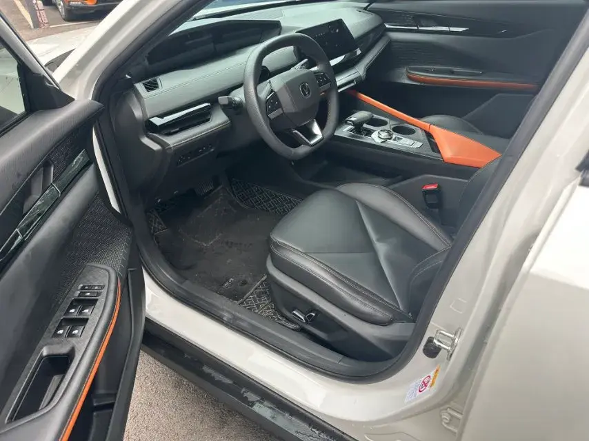 2022 CHANGAN UNI-V thumbnail 4