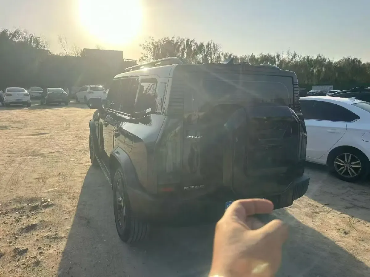 2023 Jetour Traveller 2.0T 254HP L4 7DCT,autocango,china used car exporter,china ev exporter,chinese used car exporter,chinese used ev exporter