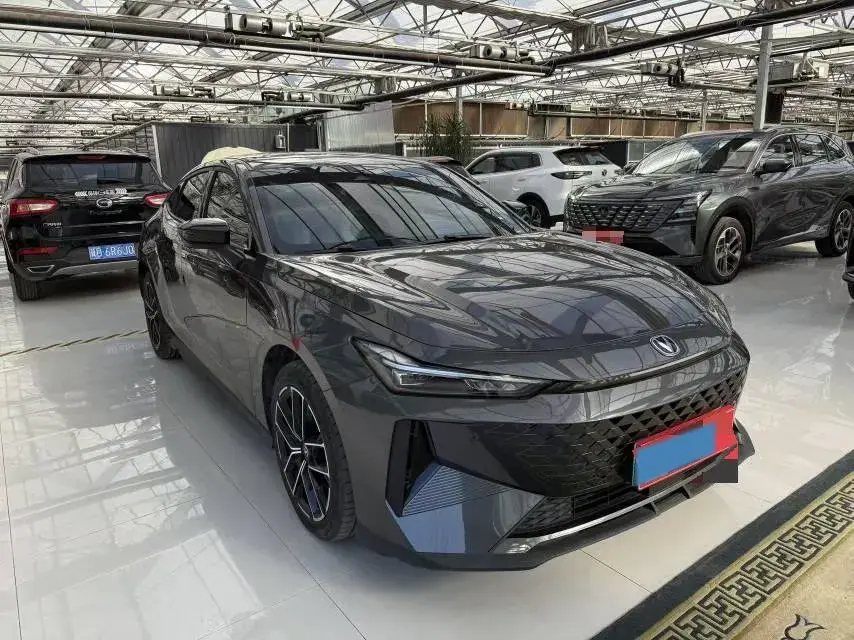 2024 CHANGAN UNI-V thumbnail 3