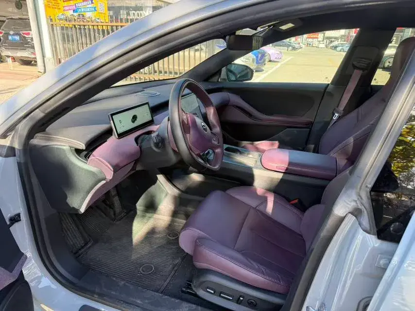 2022 NIO ET5 thumbnail 3