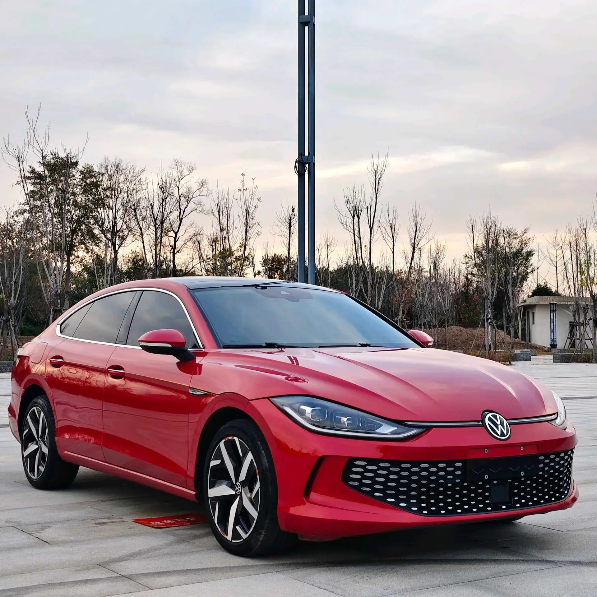 2022 VOLKSWAGEN LAMANDO thumbnail 4