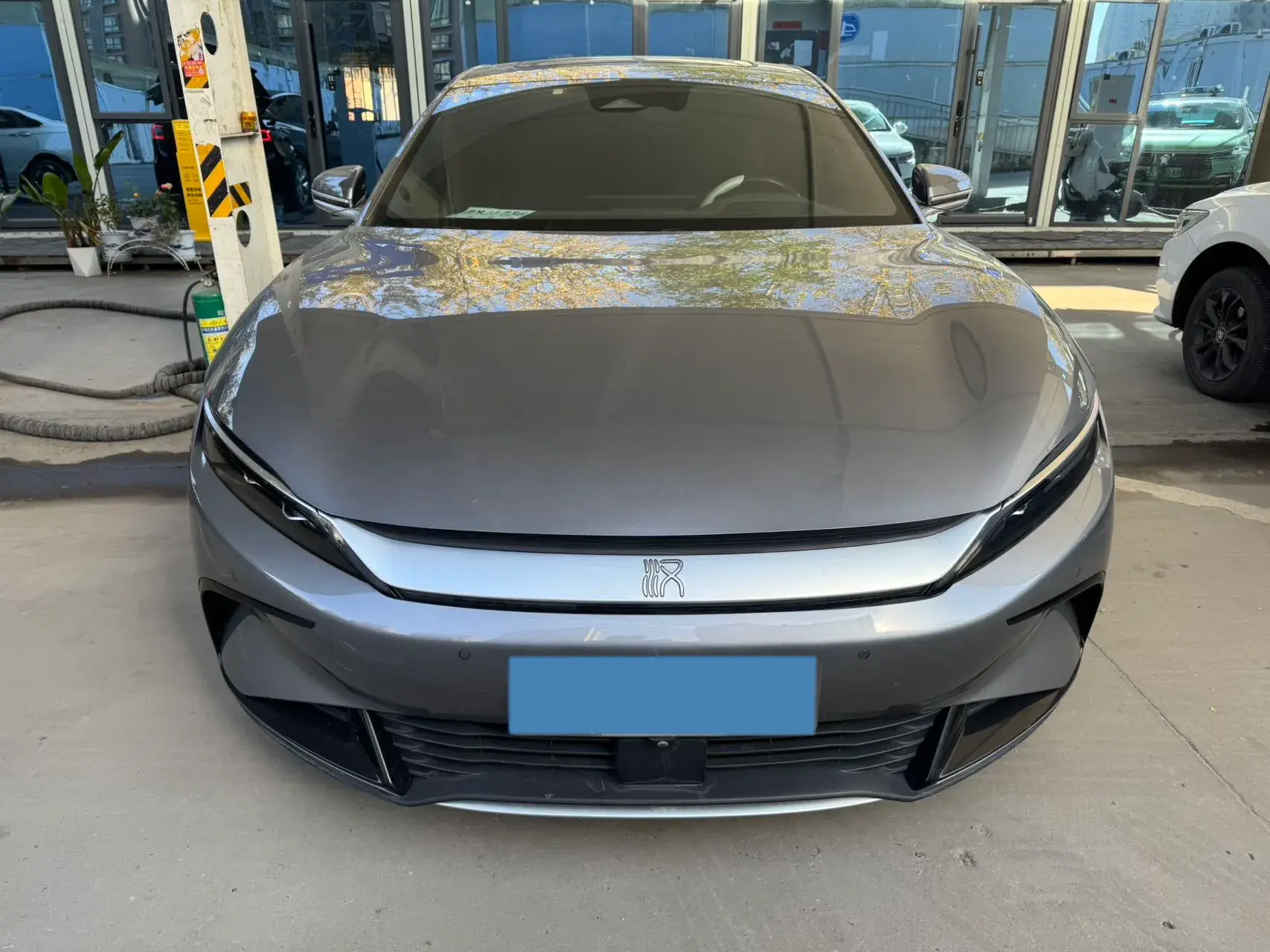 2022 BYD HAN thumbnail 2