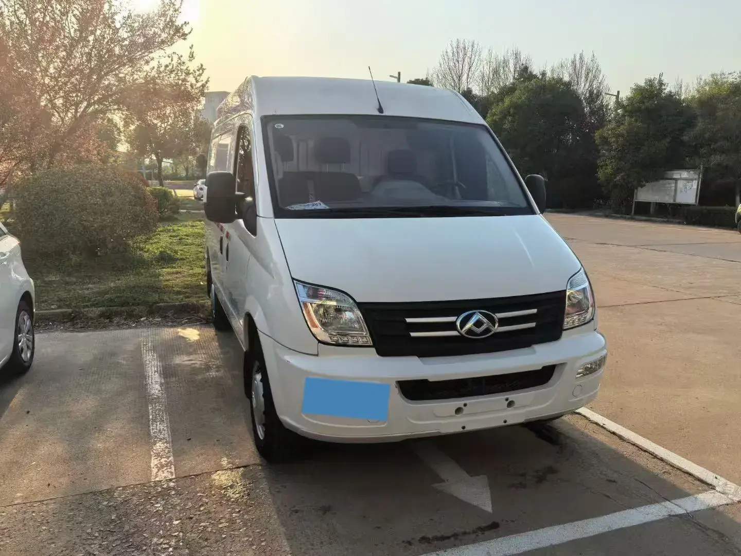 2023 MAXUS XINTU thumbnail 2