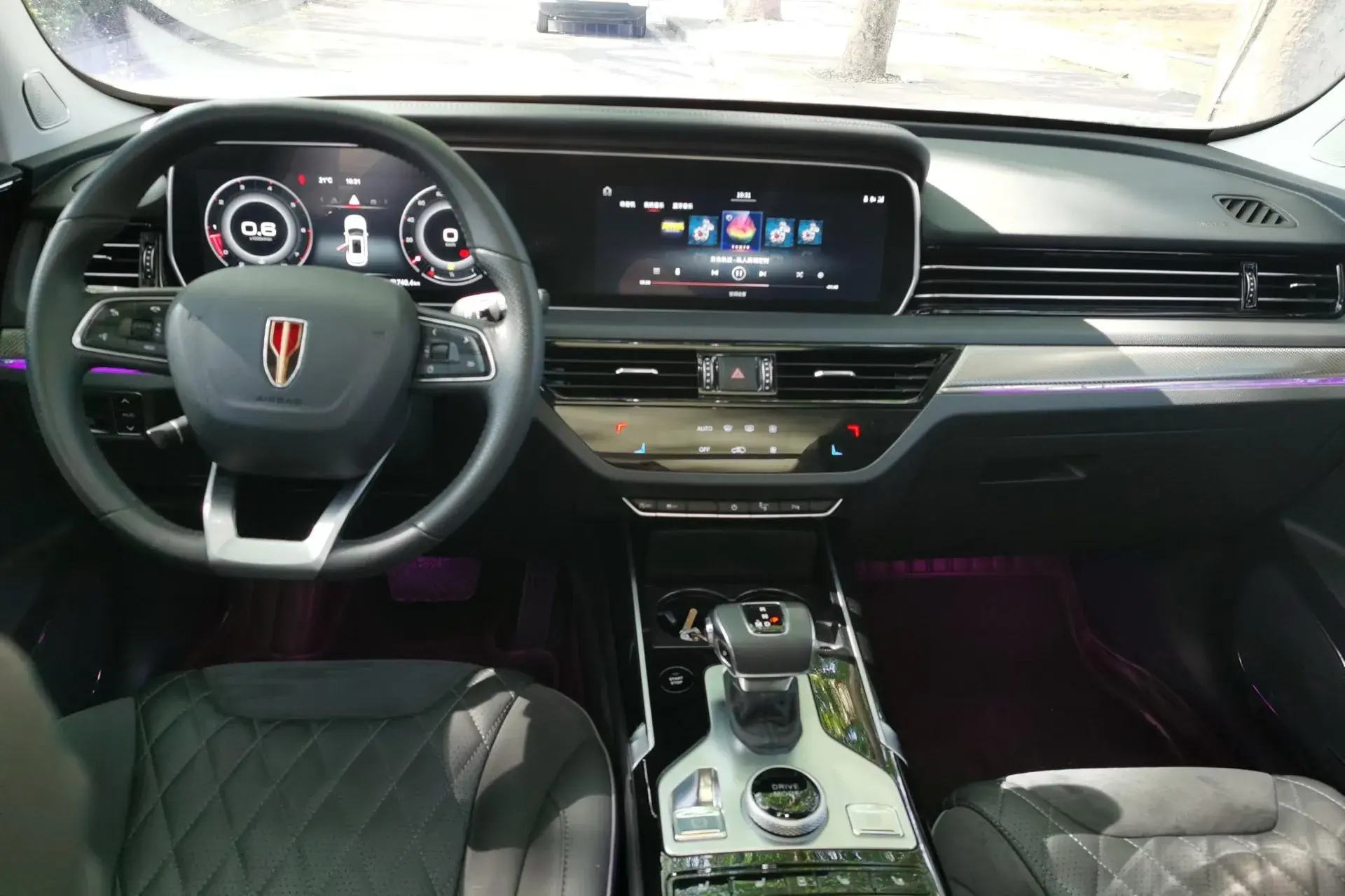 2019 HONGQI HS5 thumbnail 4