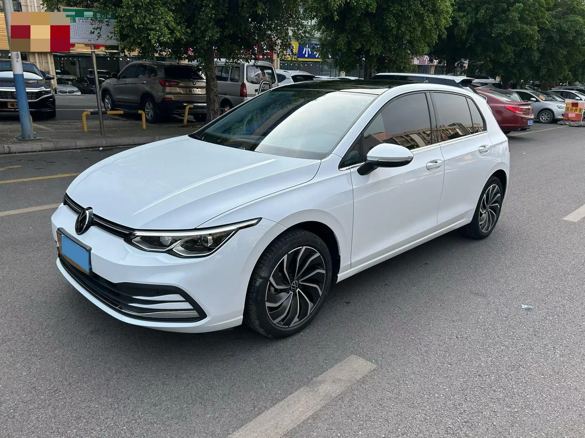 2021 VOLKSWAGEN GOLF view 1