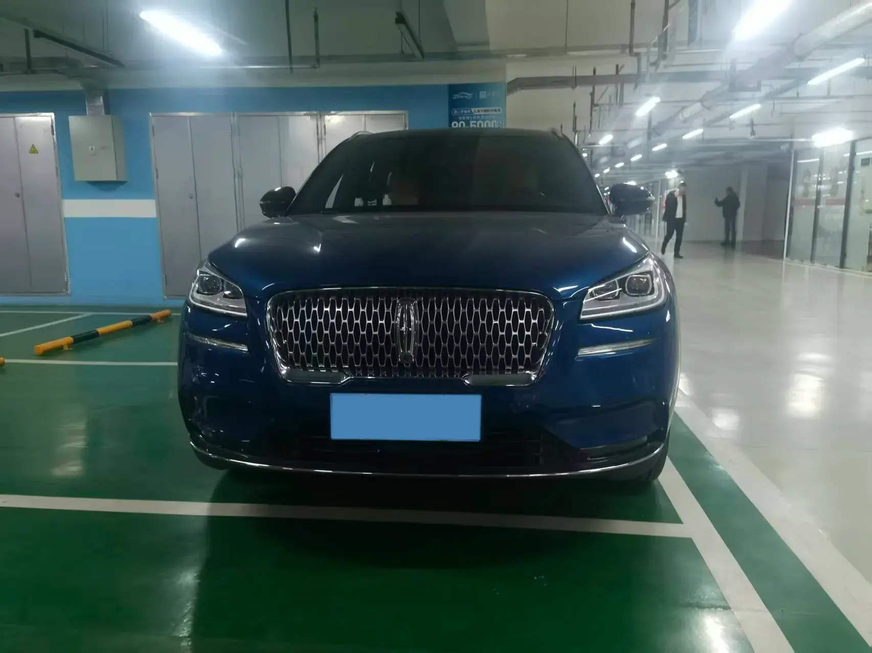 2020 LINCOLN CORSAIR thumbnail 2