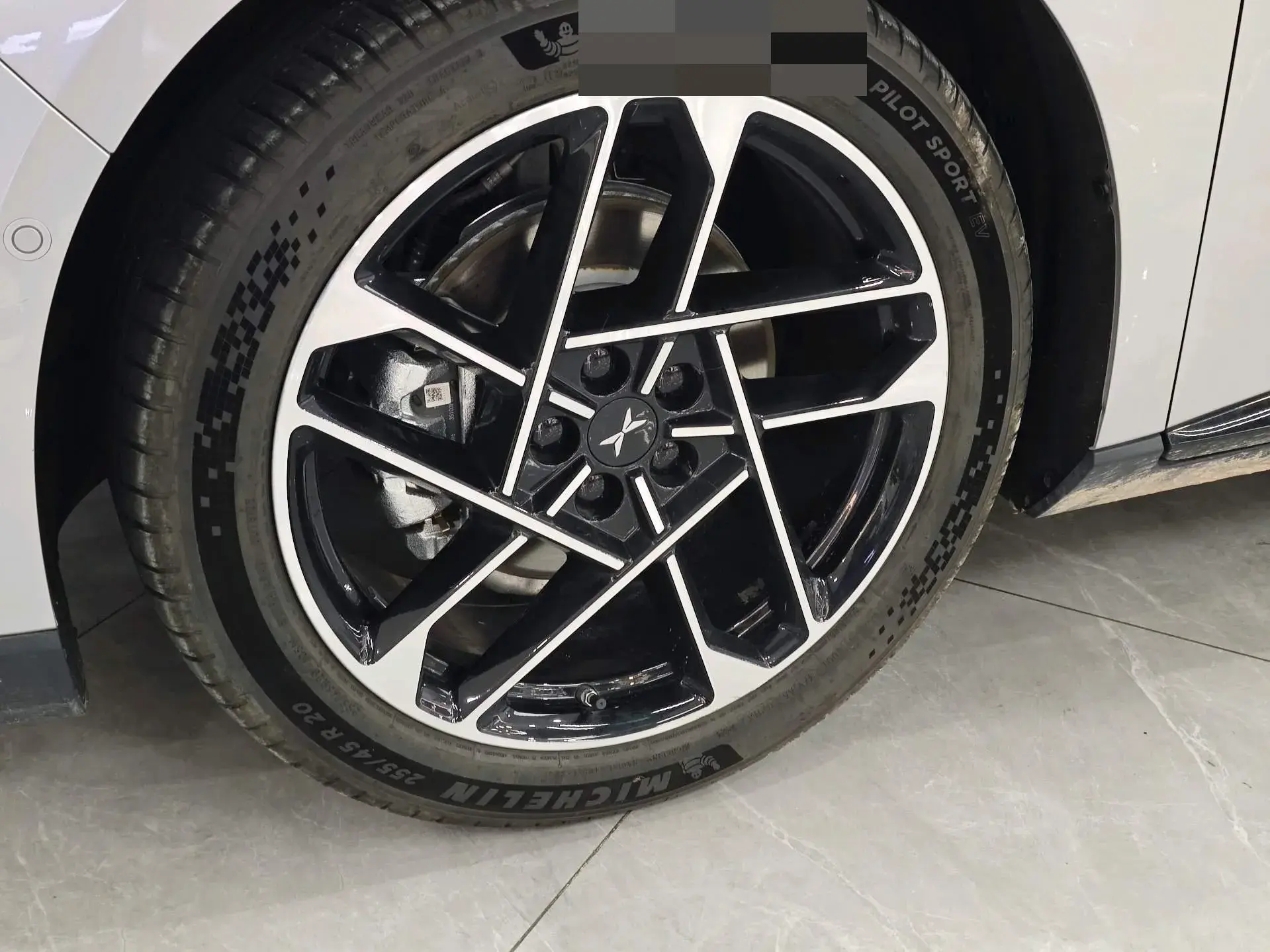 2024 XPENG P7+ thumbnail 3