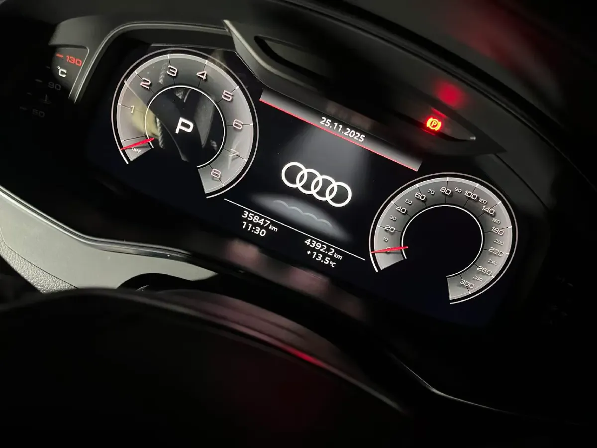 2023 Audi A6L 2.0T 245HP L4 7DCT,autocango,china used car exporter,china ev exporter,chinese used car exporter,chinese used ev exporter