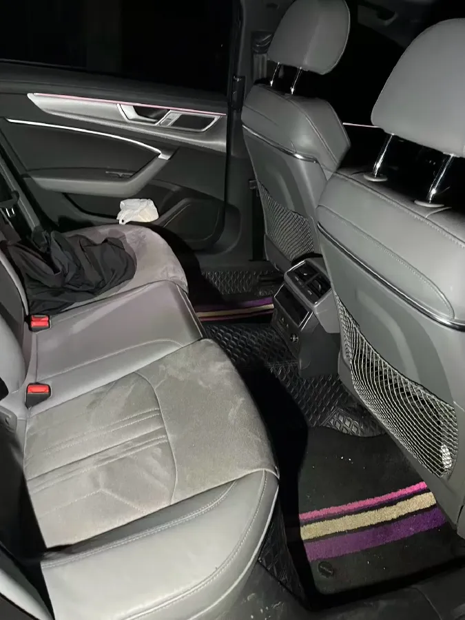 2023 Audi A6L 2.0T 245HP L4 7DCT,autocango,china used car exporter,china ev exporter,chinese used car exporter,chinese used ev exporter