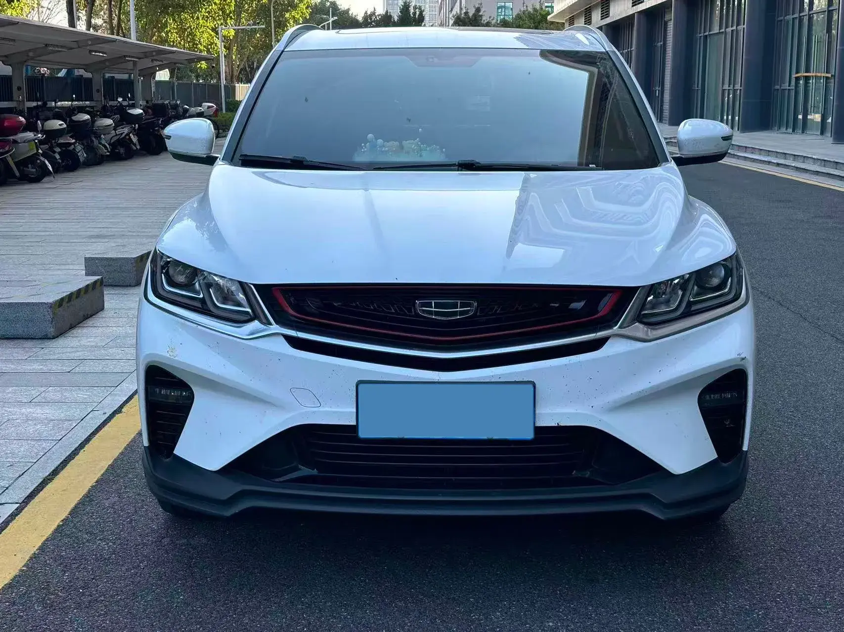 2020 GEELY COOLRAY thumbnail 2