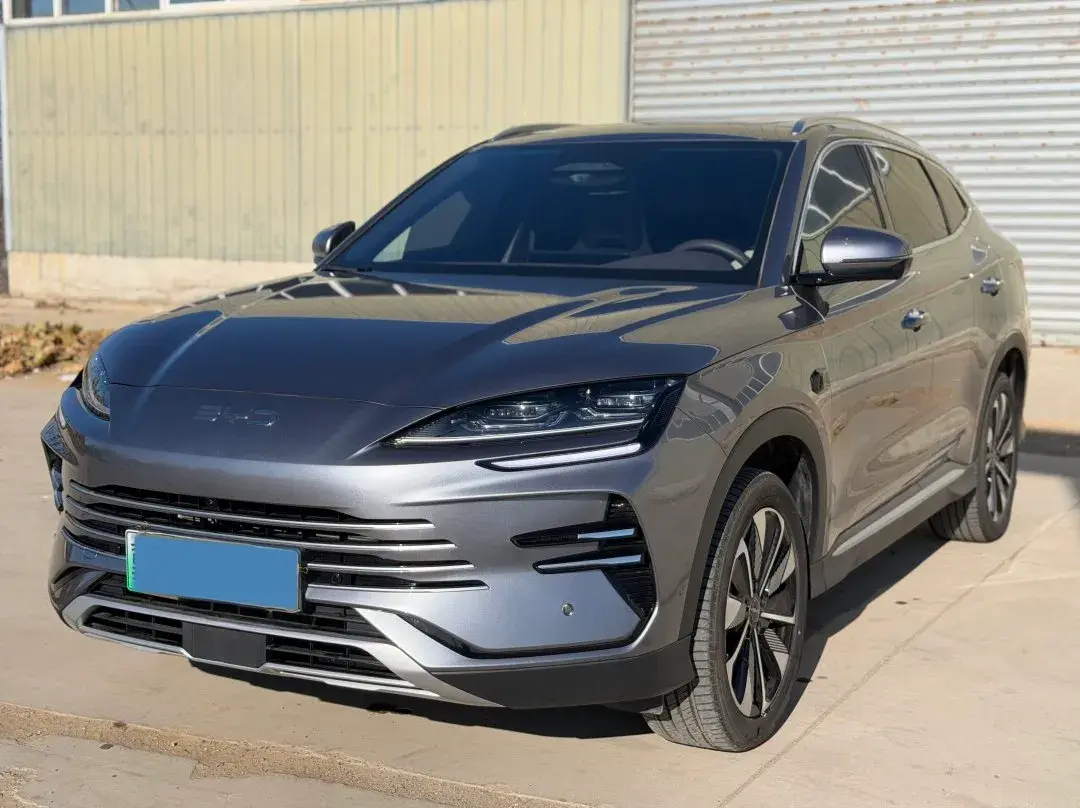 2025 BYD SONG view 1