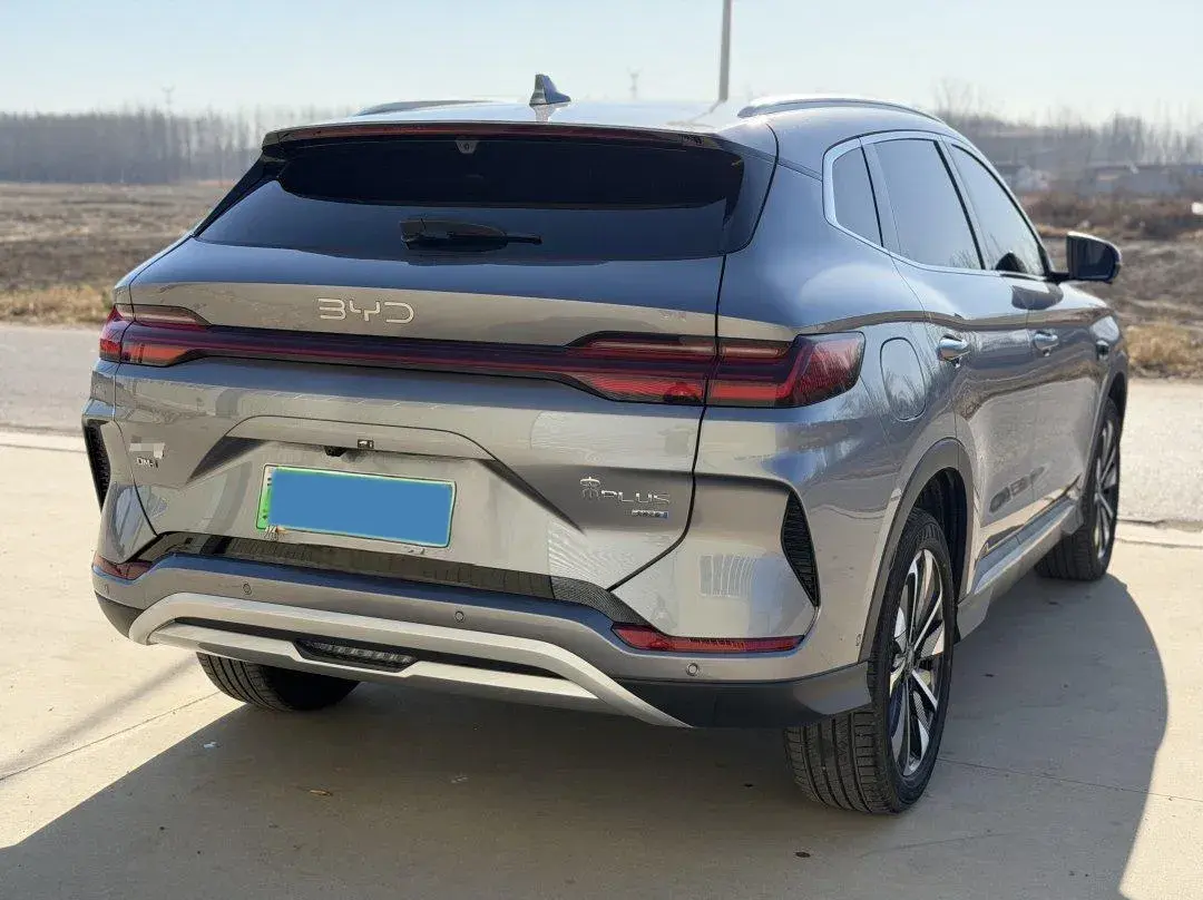 2025 BYD SONG thumbnail 2