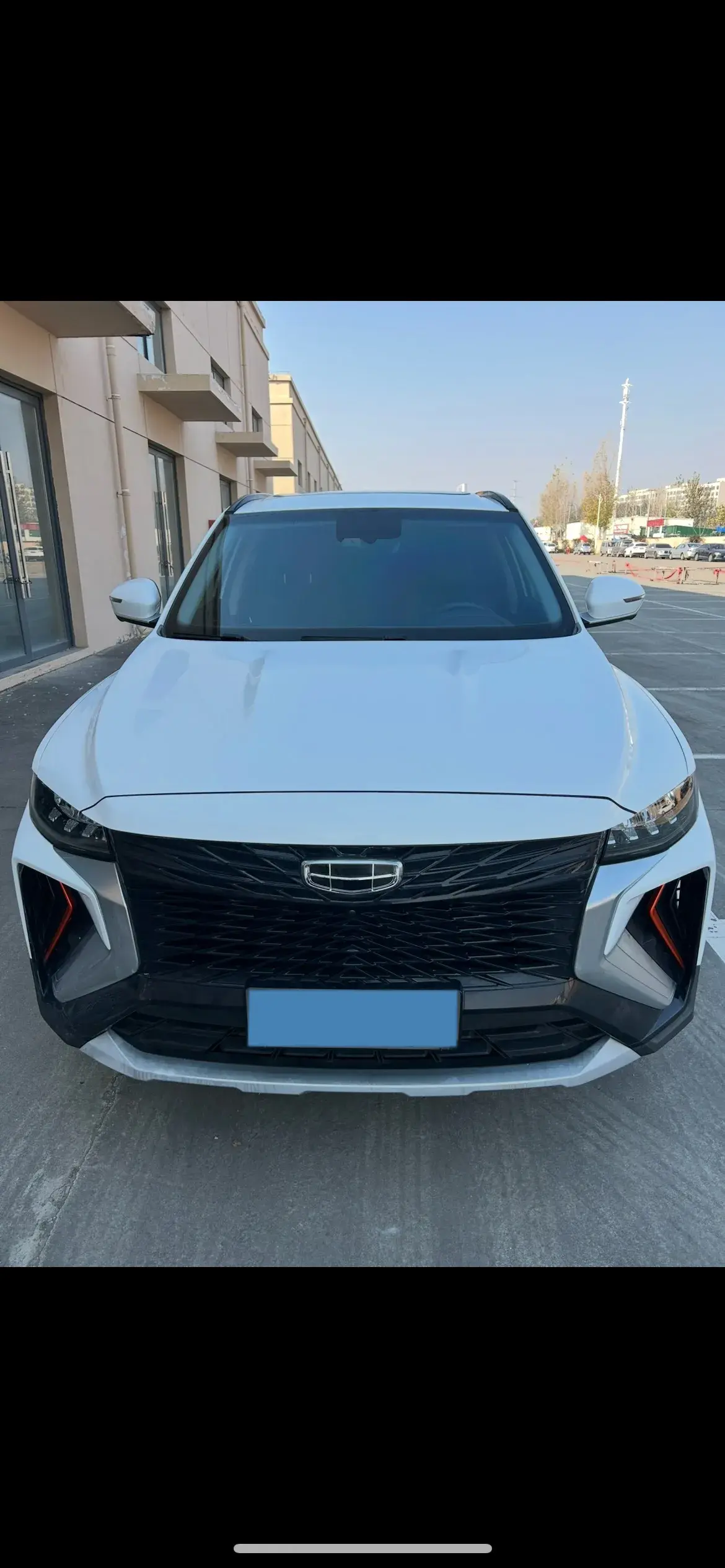 2022 GEELY AZKARRA thumbnail 2