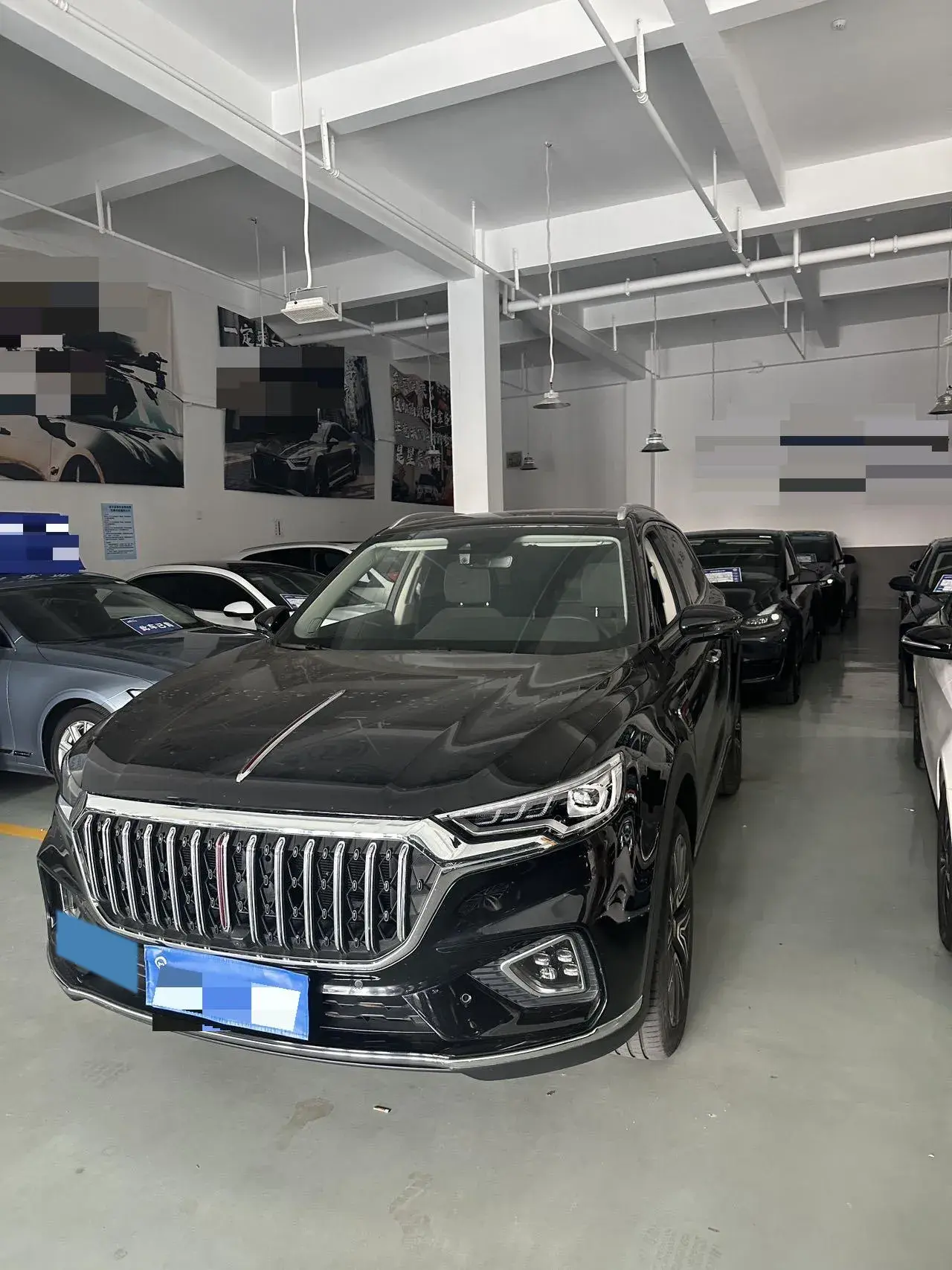 2022 HONGQI HS5 view 1