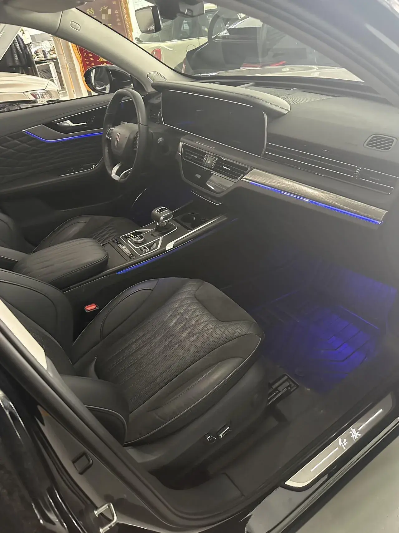 2022 HONGQI HS5 thumbnail 4