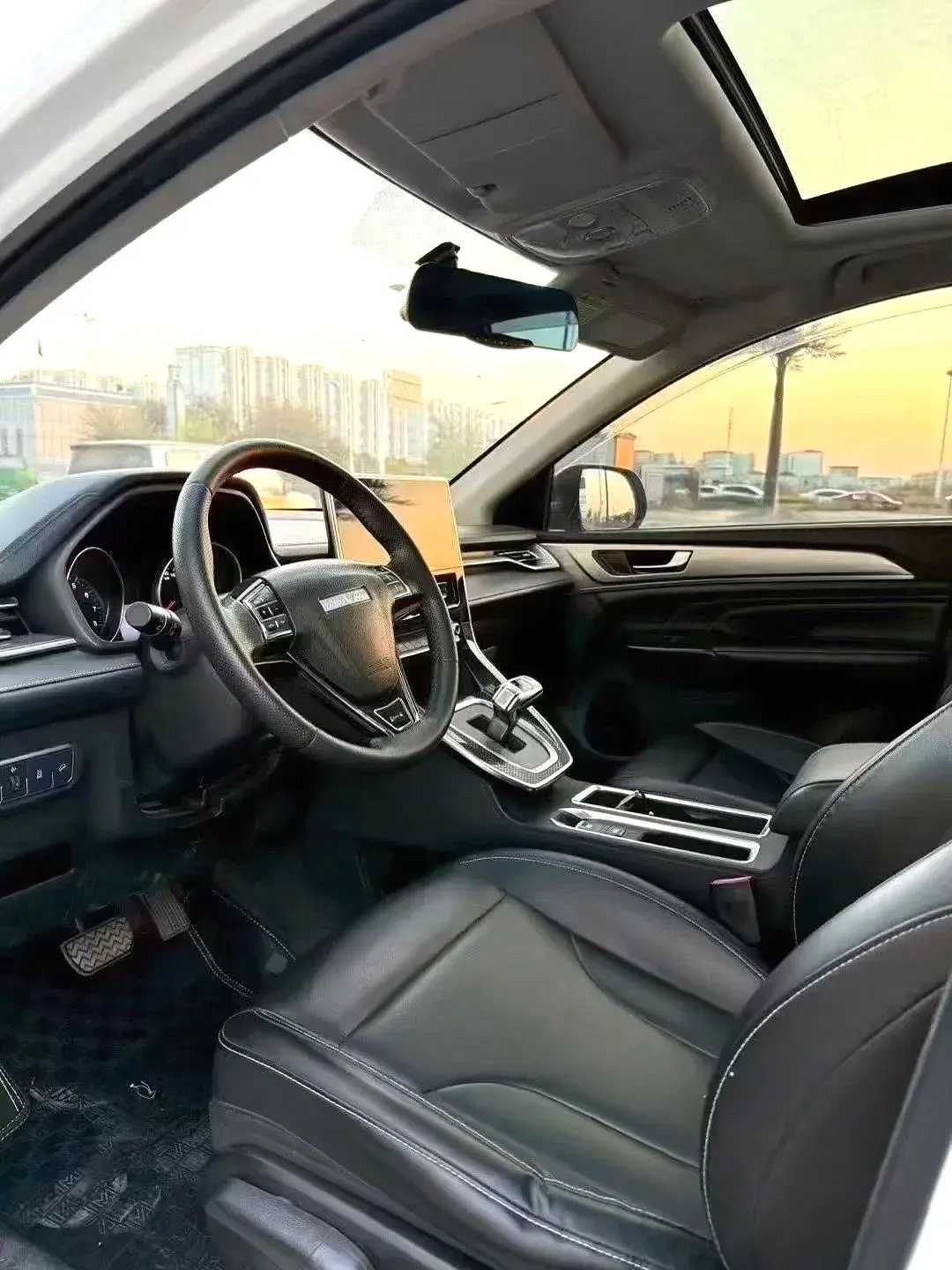 2021 HAVAL M6 thumbnail 3