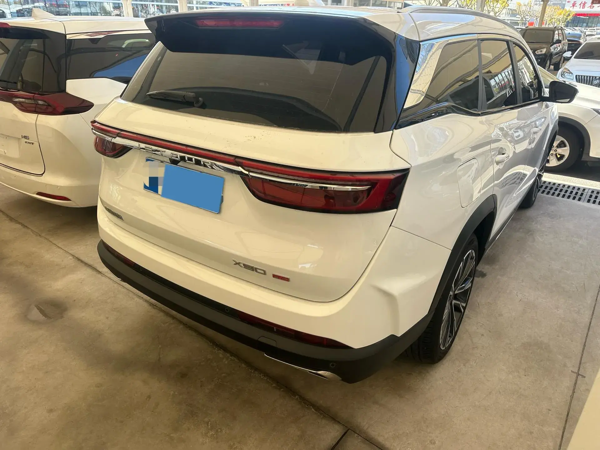 2024 JETOUR X90 thumbnail 4