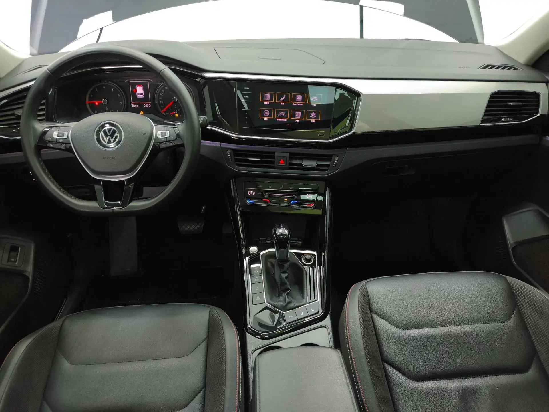 2022 VOLKSWAGEN TAYRON thumbnail 4