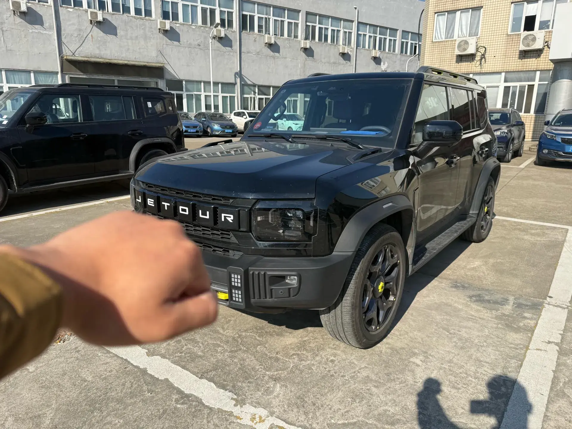 2023 JETOUR T2 view 1