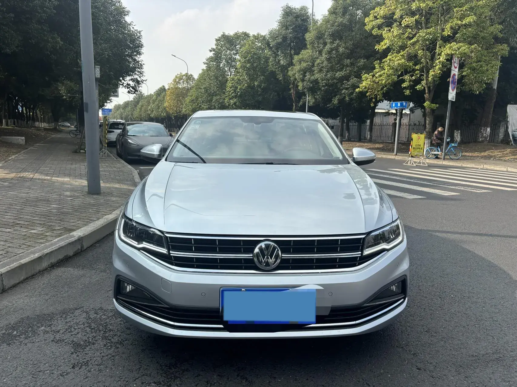 2019 VOLKSWAGEN BORA thumbnail 2