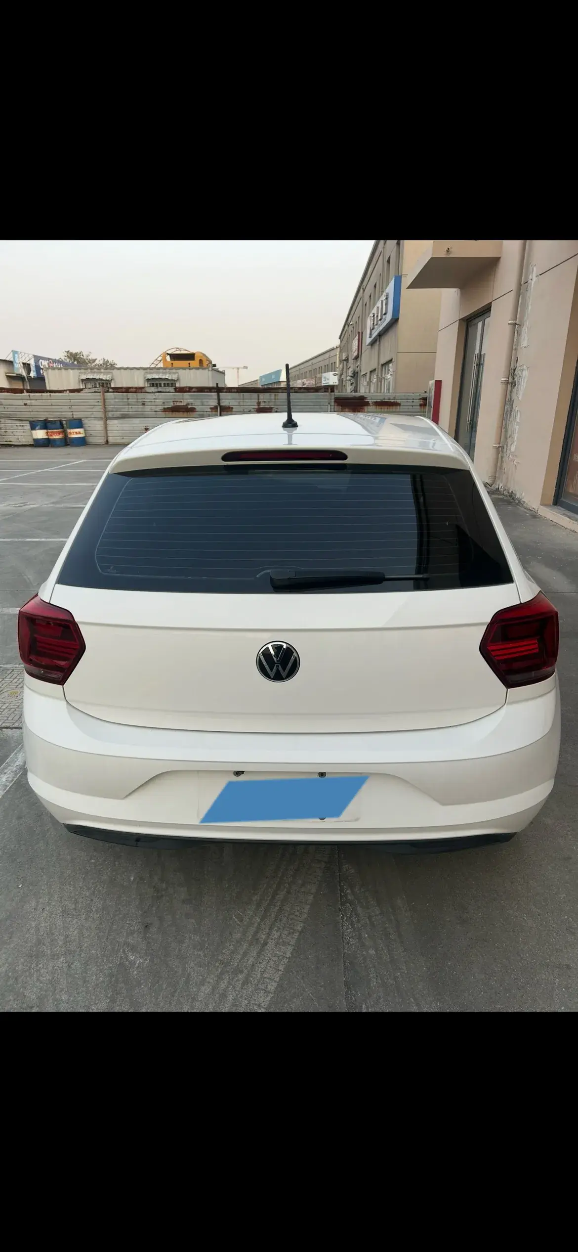 2023 VOLKSWAGEN POLO thumbnail 4