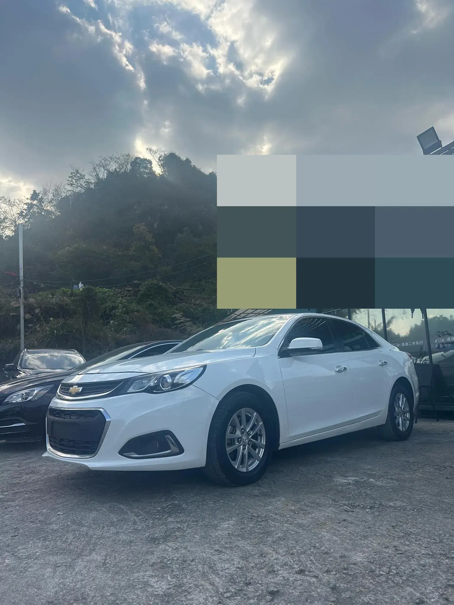 2018 CHEVROLET MALIBU view 1