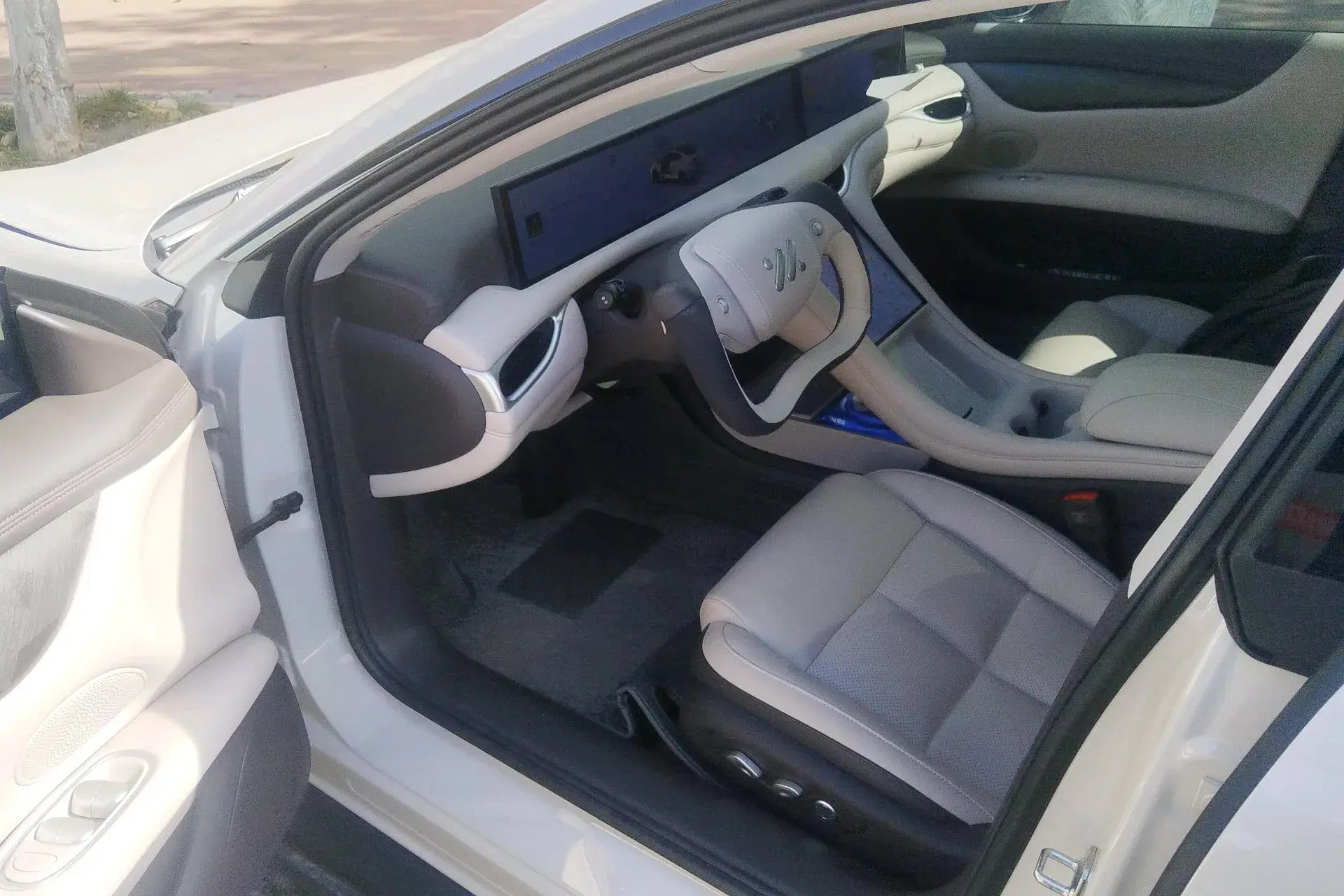 2024 IM L6 thumbnail 3