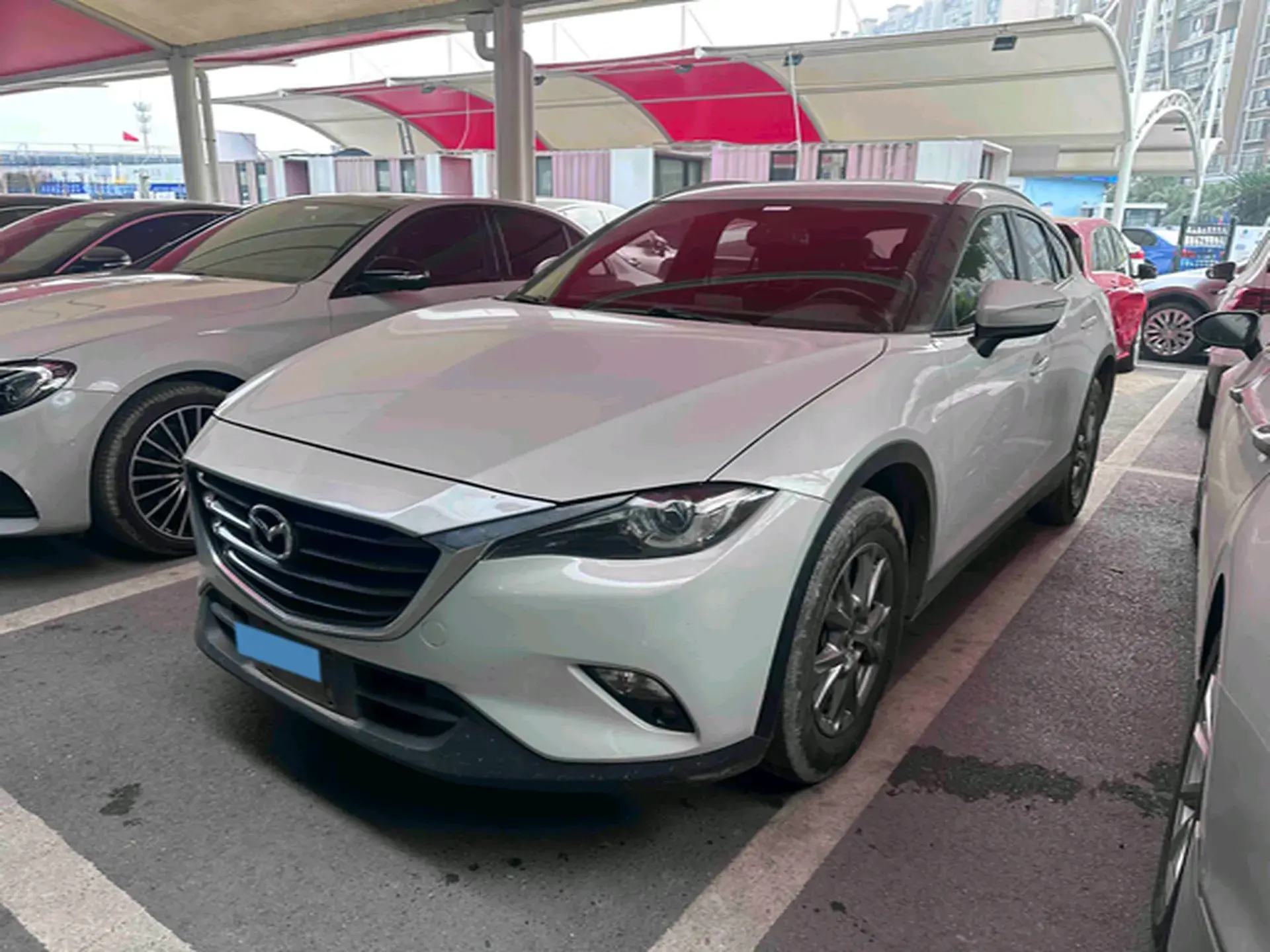 2018 MAZDA CX-4 view 1