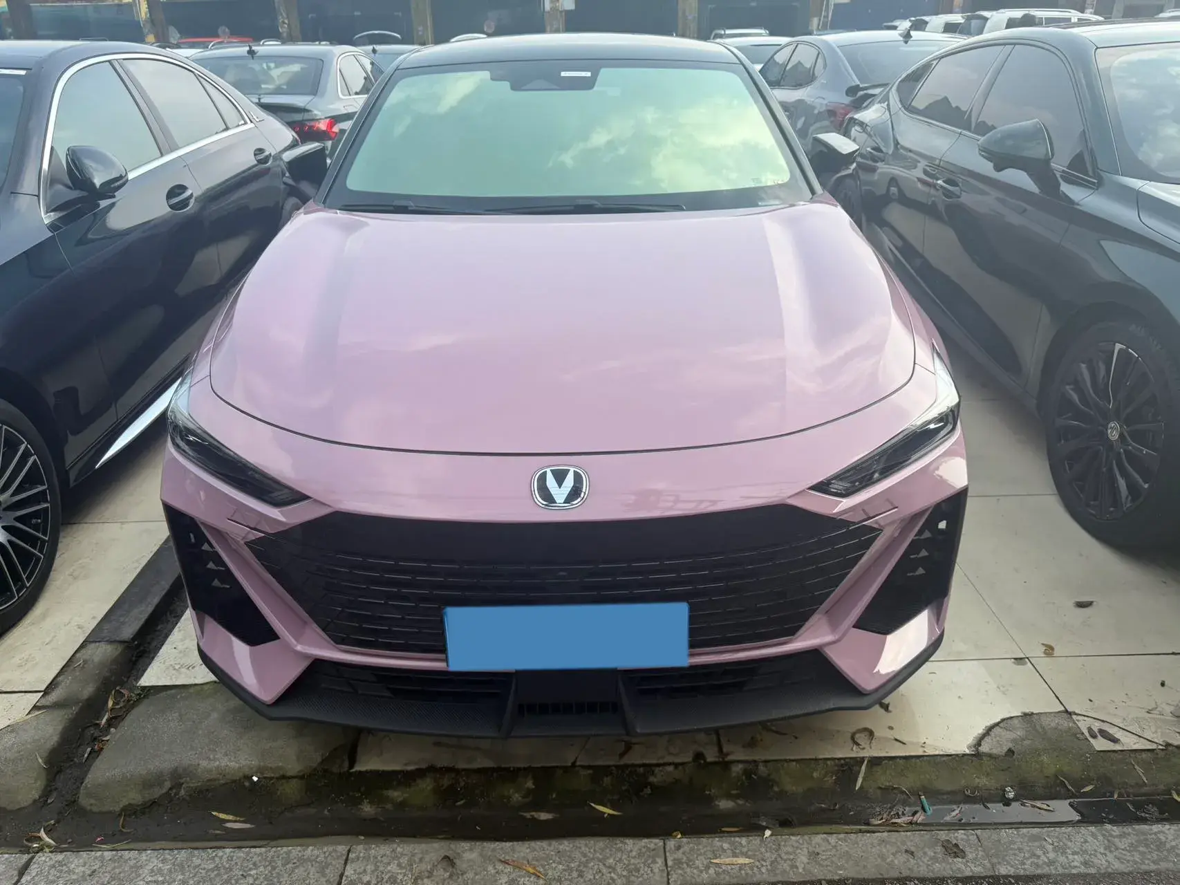 2023 CHANGAN UNI-V thumbnail 2