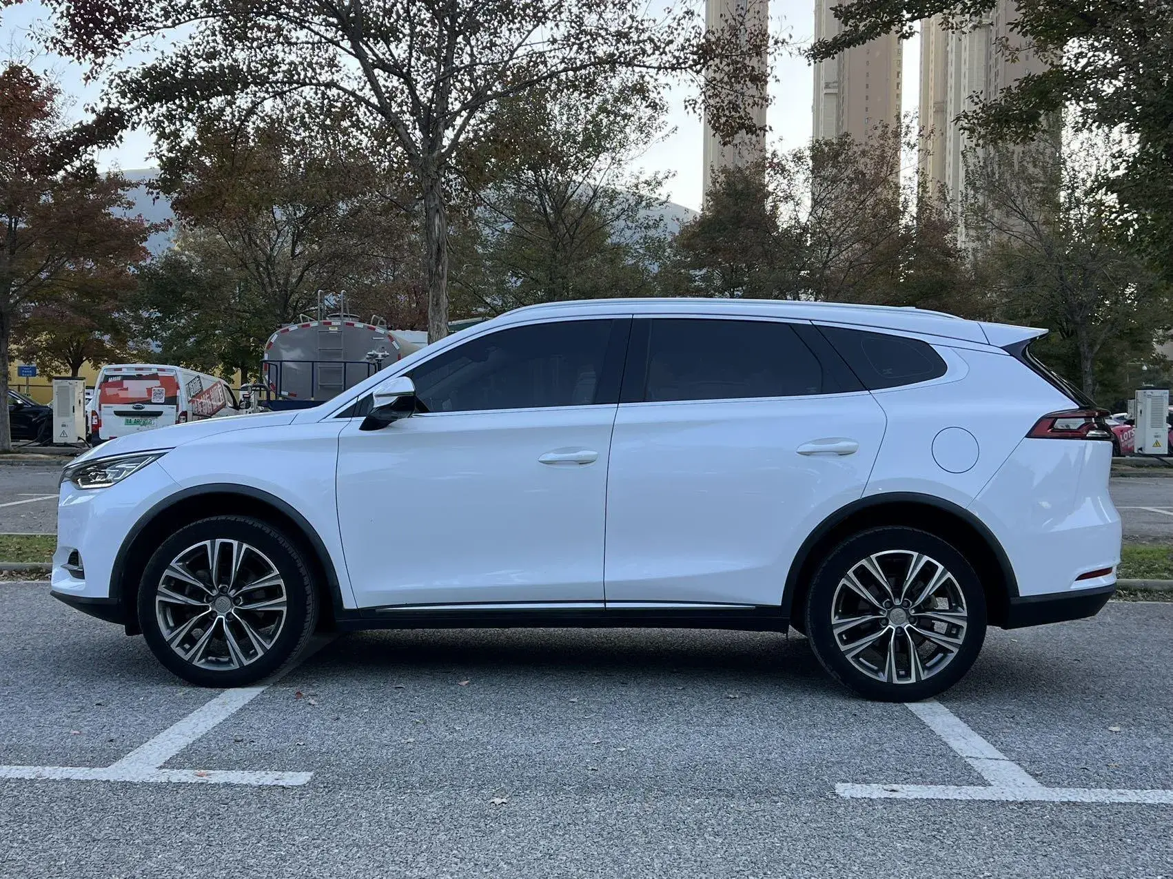 2019 BYD TANG thumbnail 3