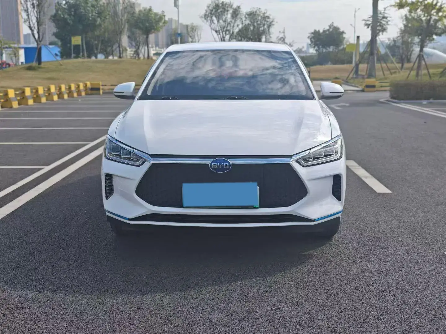 2019 BYD E2 thumbnail 2