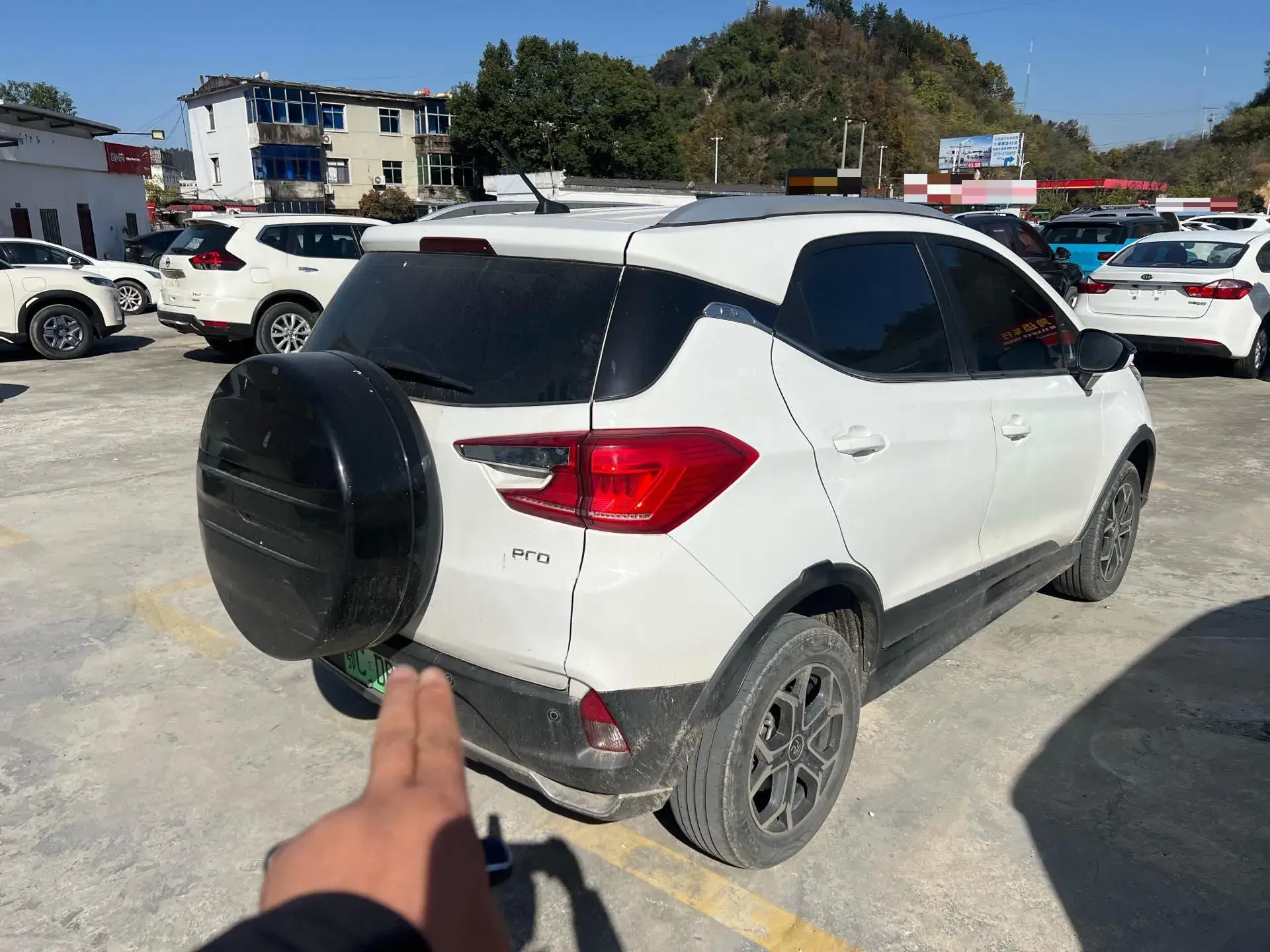 2021 BYD YUAN thumbnail 4