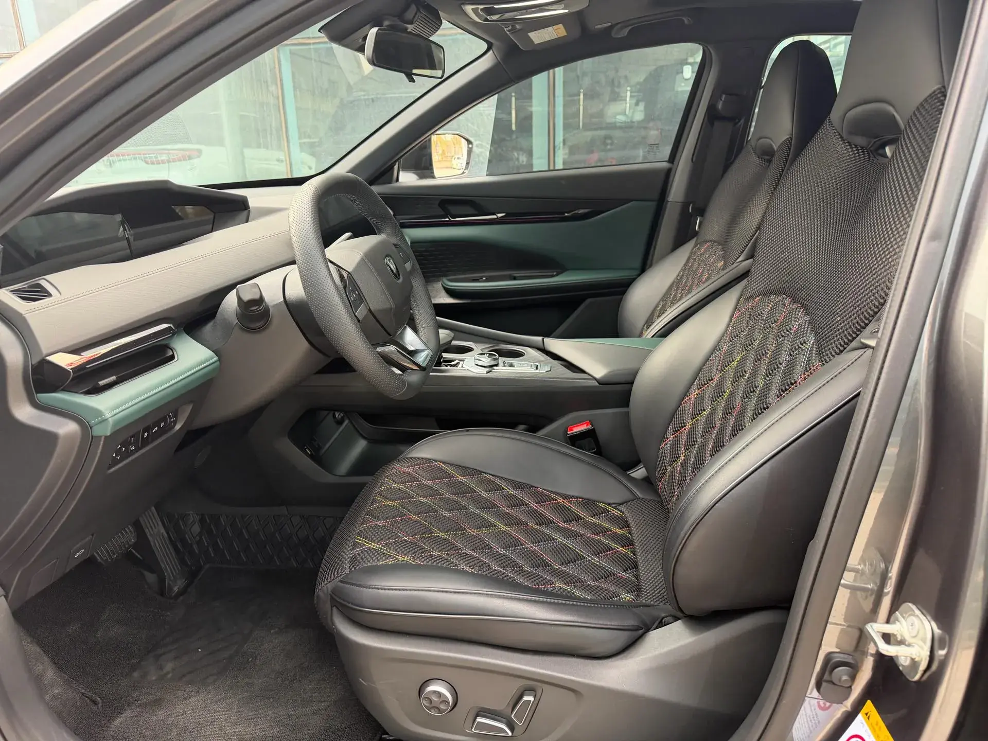 2024 CHANGAN UNI-V thumbnail 4