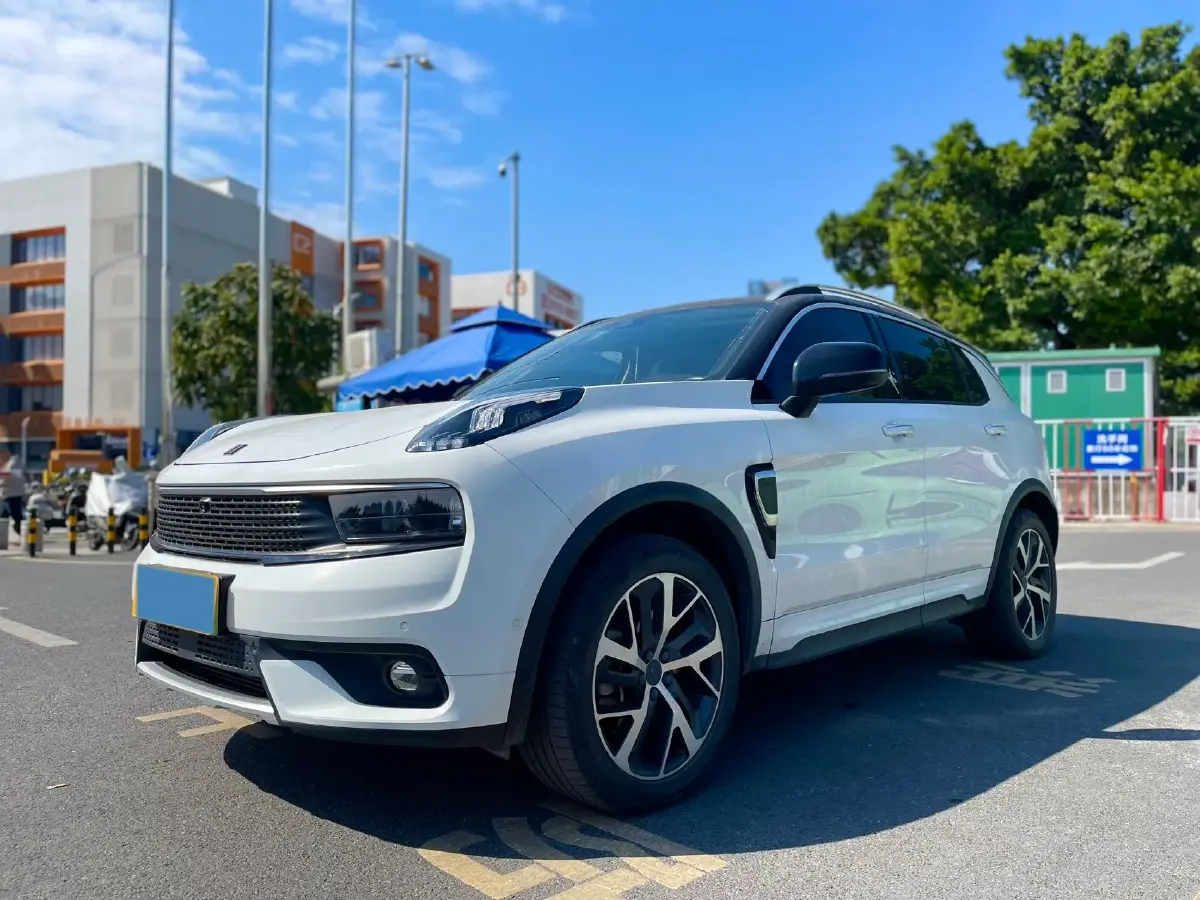 2018 LYNK&CO 01 EM-P 1.5T 180HP L3 7DCT PHEV 9.4KWH
