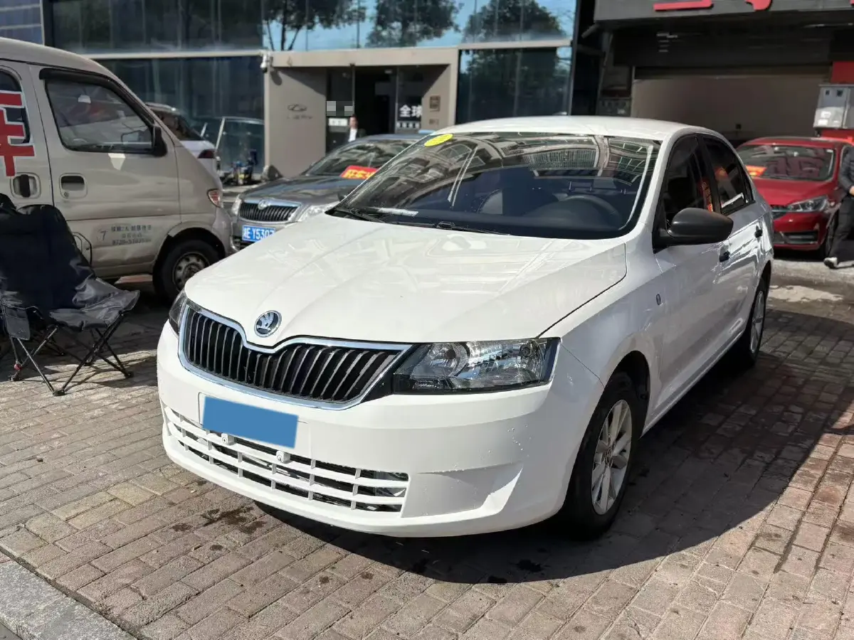 2016 Skoda Rapid 1.6L 110HP L4 6AT