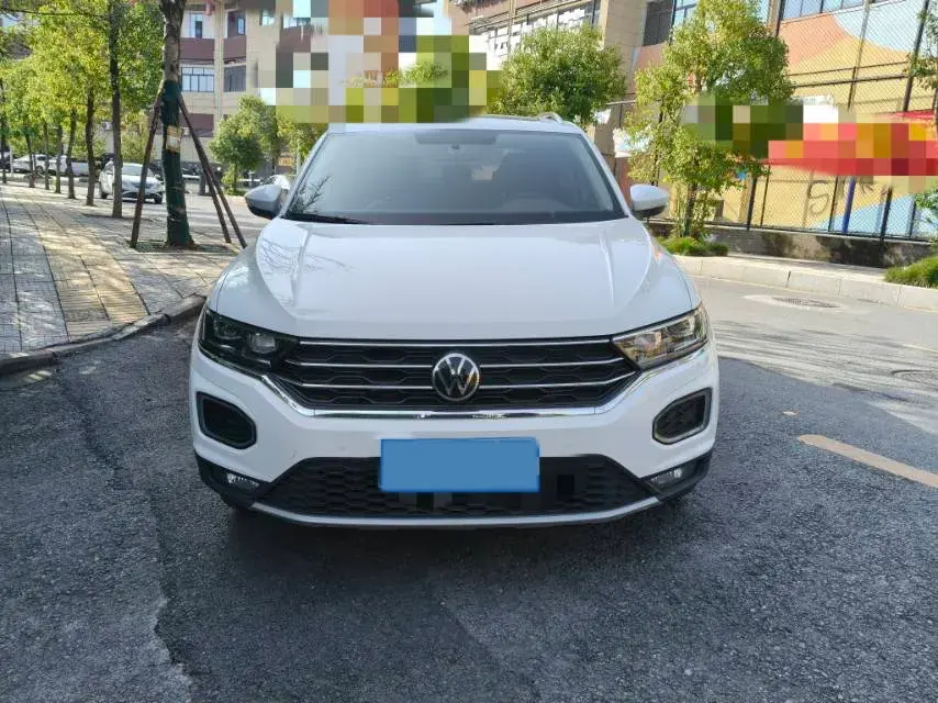2022 VOLKSWAGEN T-ROC thumbnail 2