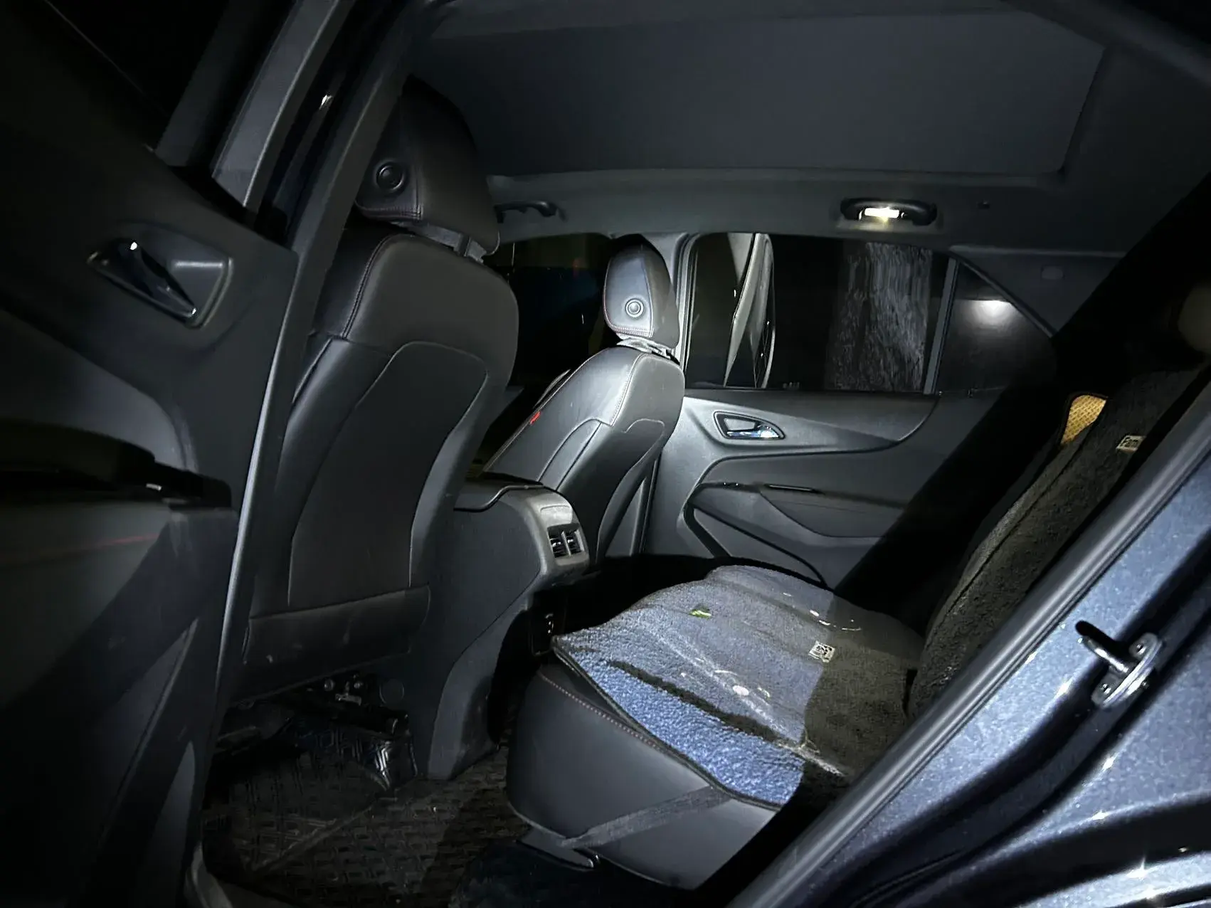 2022 CHEVROLET EQUINOX thumbnail 3