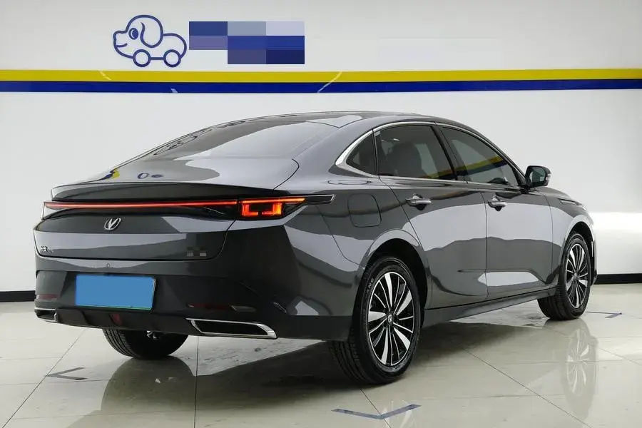 2025 CHANGAN EADOPHEV thumbnail 2