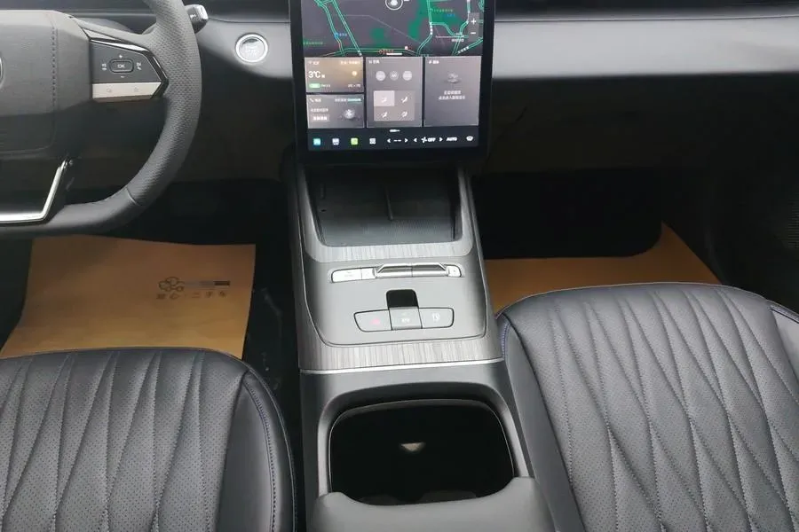 2025 ChangAn EadoPHEV 1.5L 98HP L4 E-CVT PHEV,autocango,china used car exporter,china ev exporter,chinese used car exporter,chinese used ev exporter