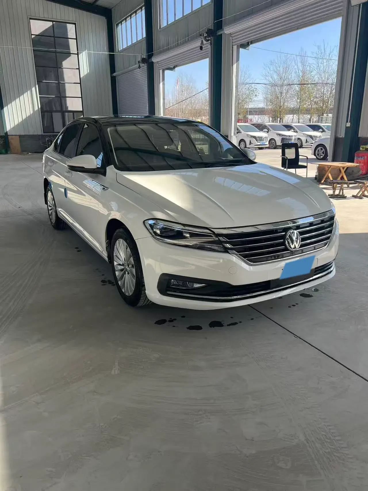 2018 VOLKSWAGEN LAVIDA thumbnail 2