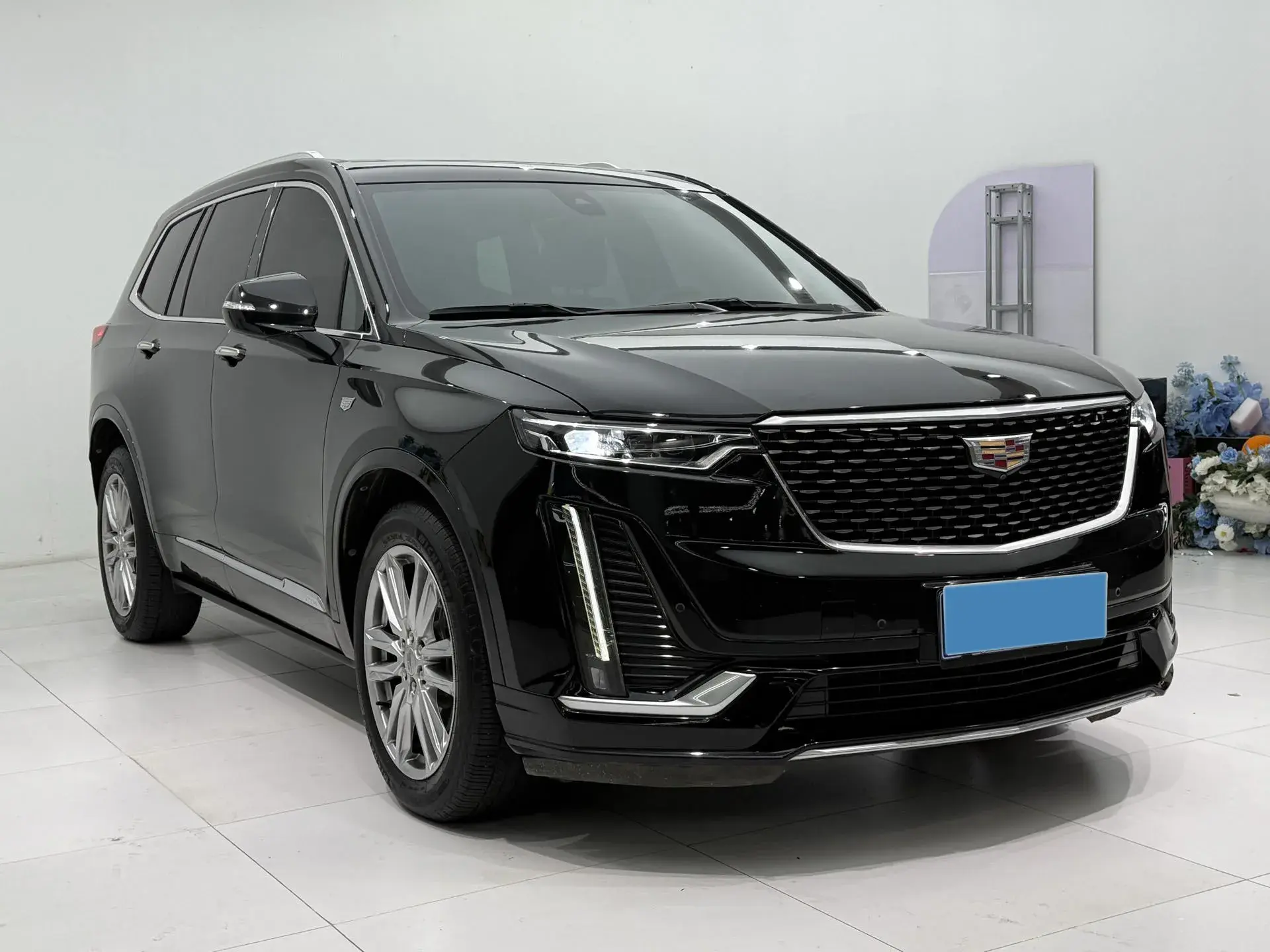 2022 CADILLAC XT6 thumbnail 3
