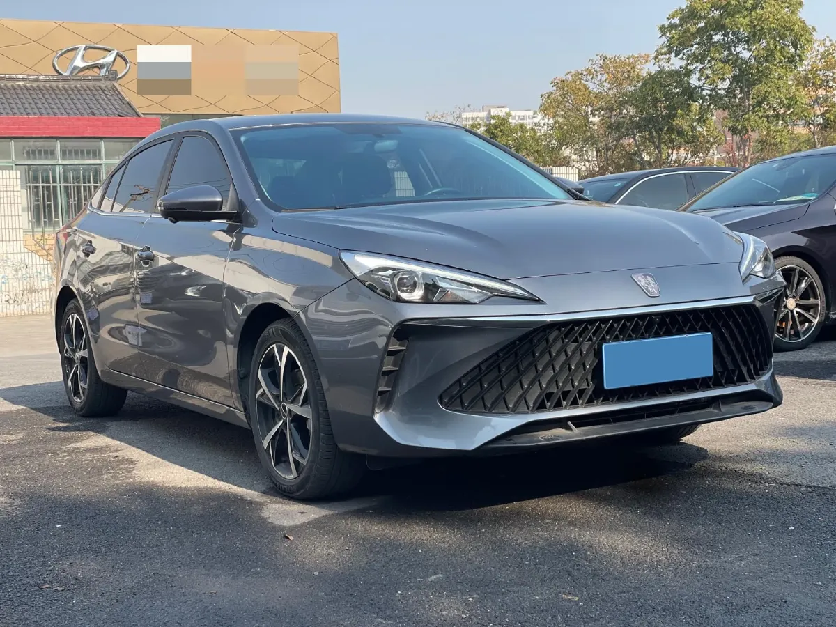 2023 Roewe i5 1.5L 129HP L4 CVT,autocango,china used car exporter,china ev exporter,chinese used car exporter,chinese used ev exporter