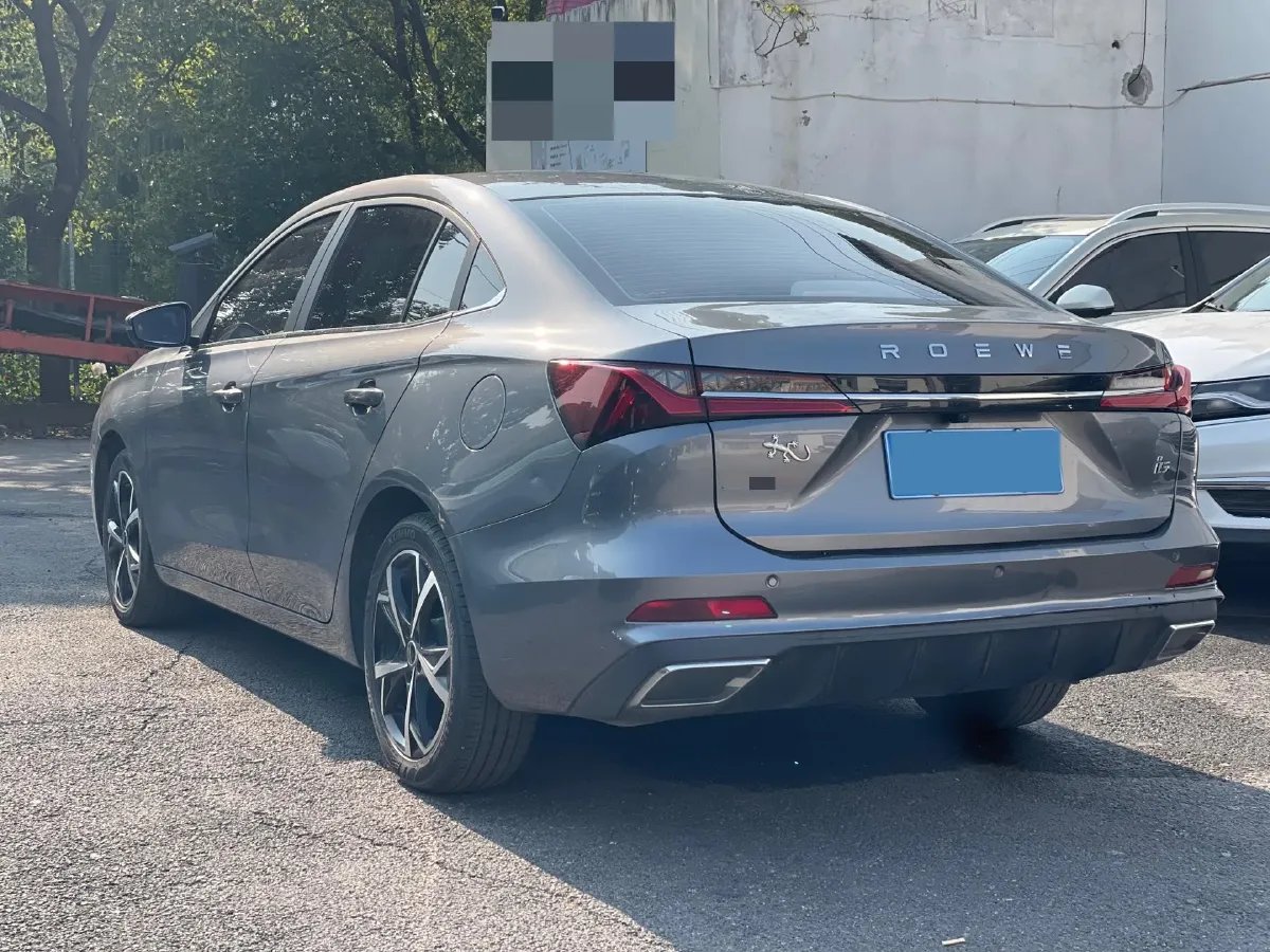 2023 Roewe i5 1.5L 129HP L4 CVT,autocango,china used car exporter,china ev exporter,chinese used car exporter,chinese used ev exporter